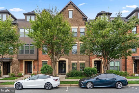 43451 Charitable Street, Ashburn, VA MLS: VALO2138140