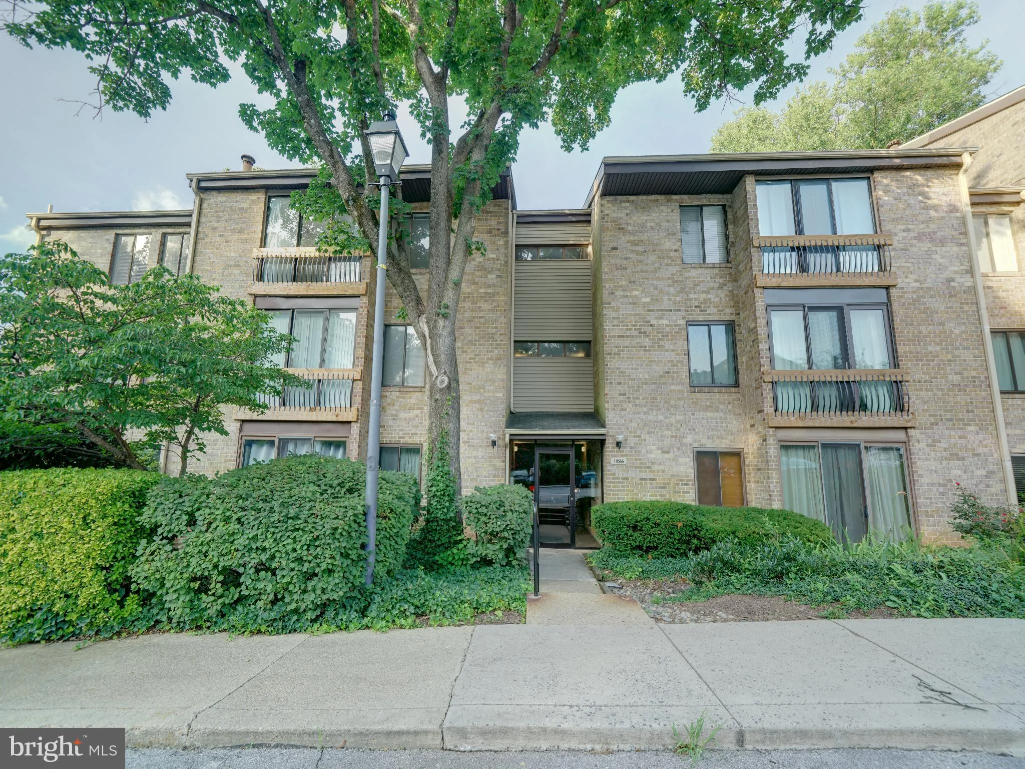 10566 Twin Rivers Road Unit F-1