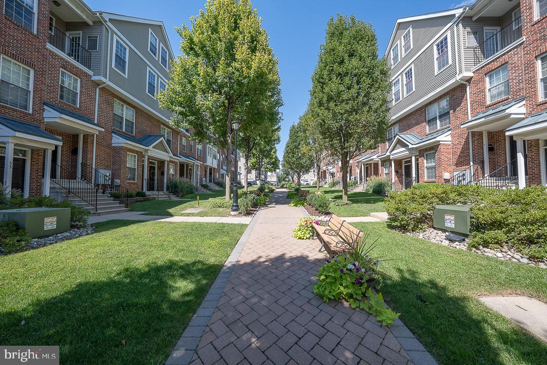 BREWERYTOWN - Residential Lease