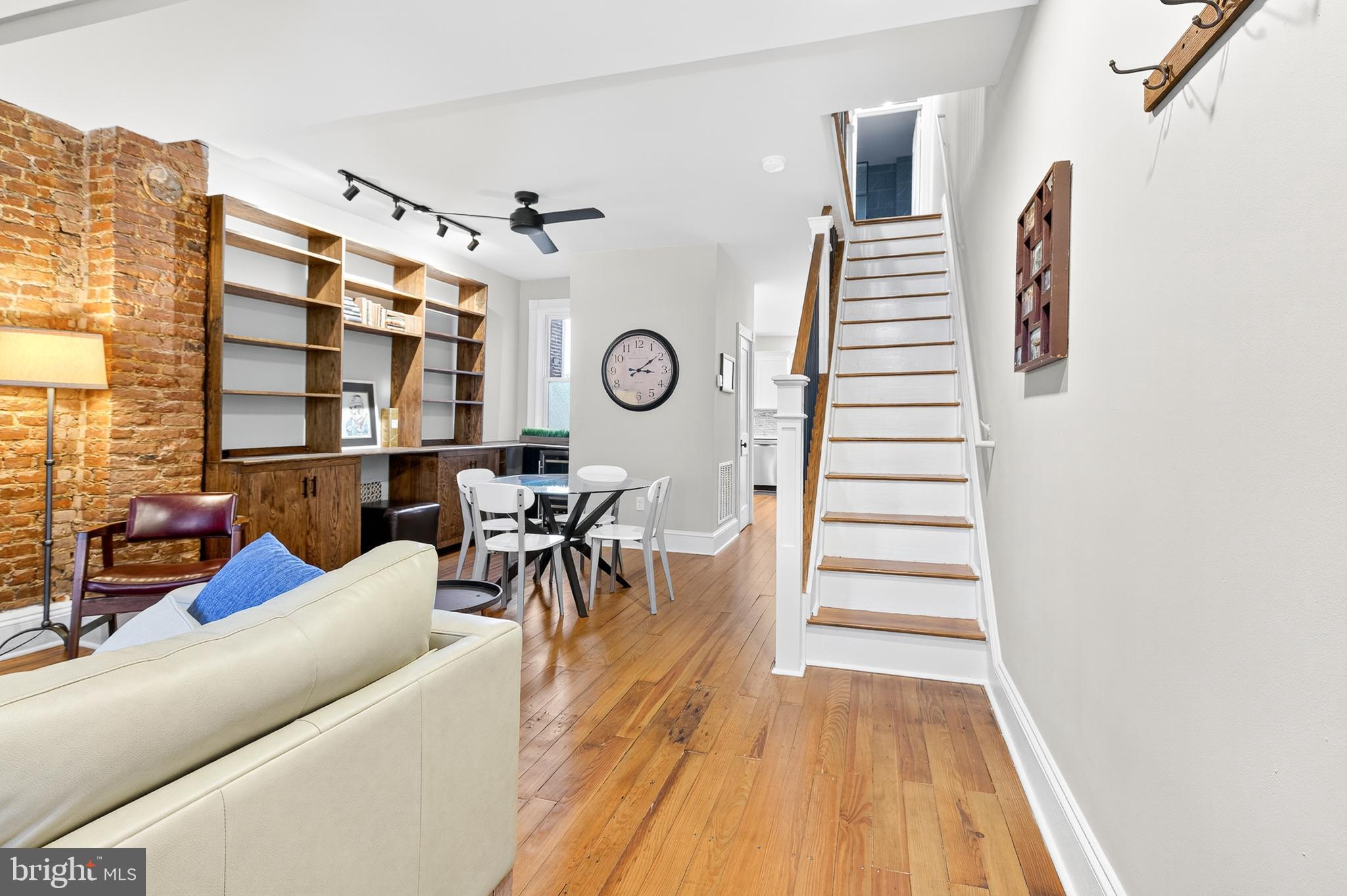 624 SAINT JOSEPH STREET