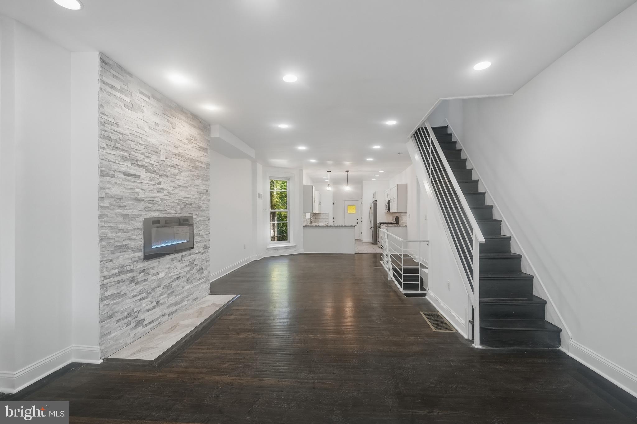 1029 S 51ST STREET
