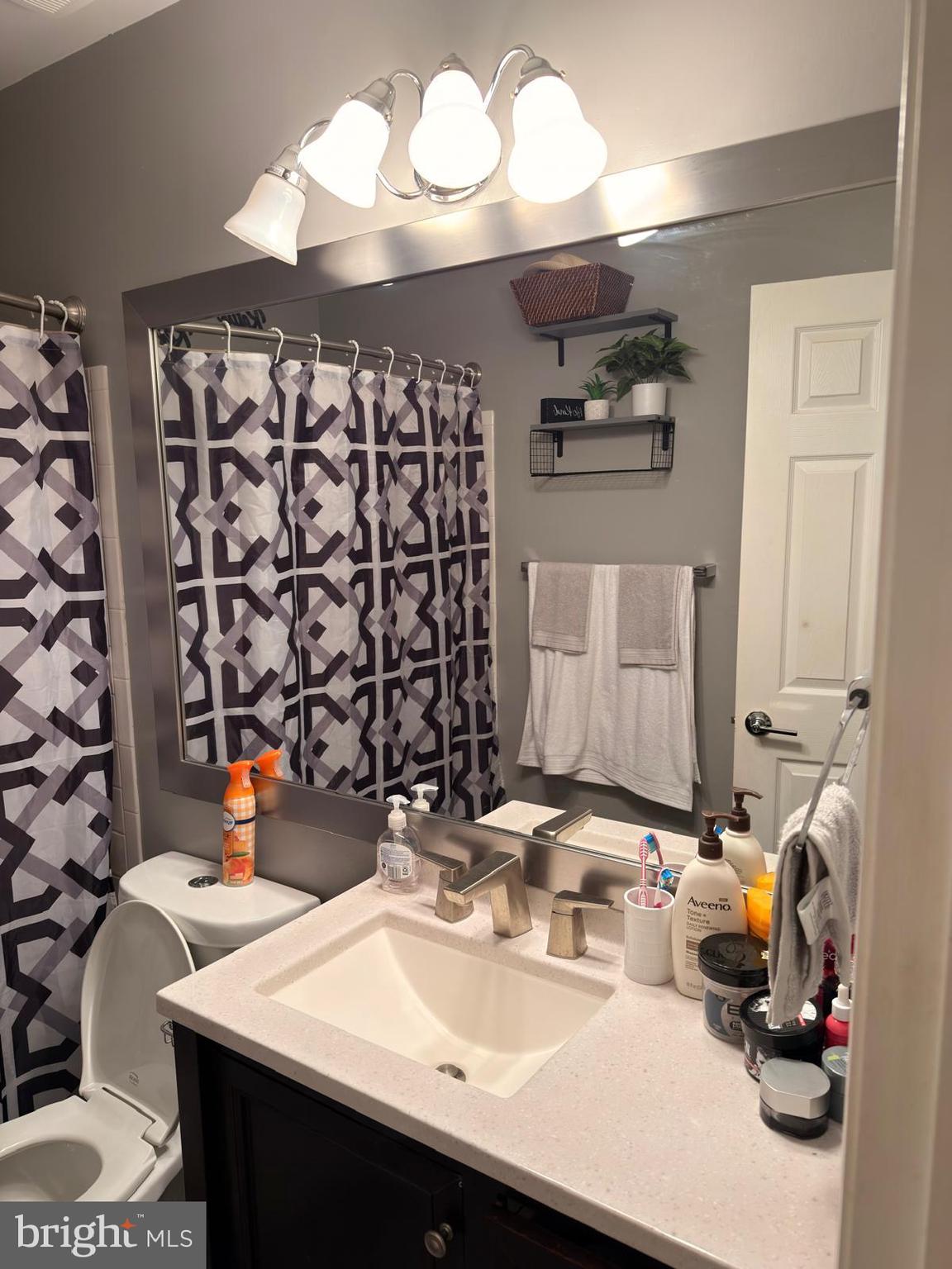 BELMONT STATION - Residential