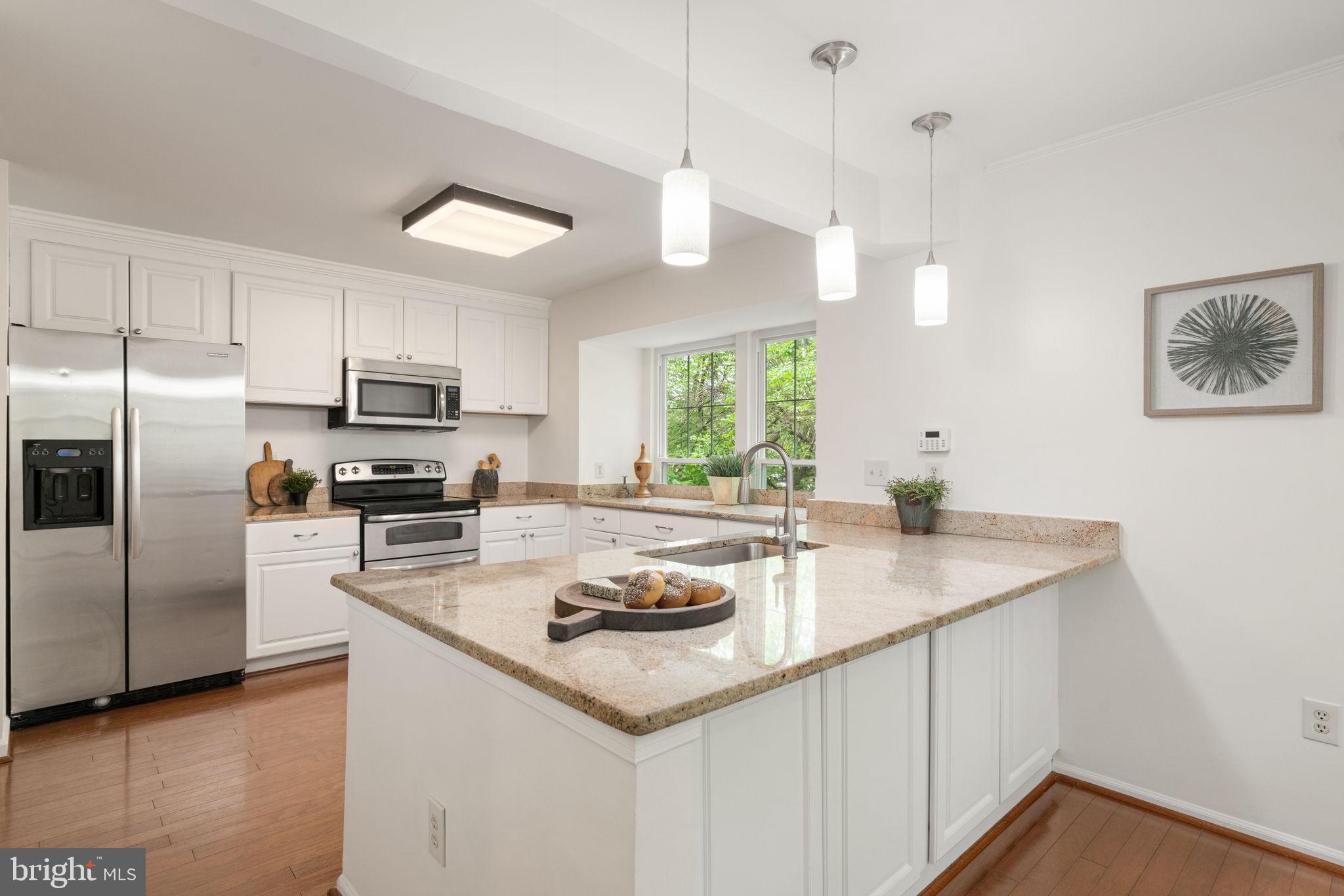 LAKE RIDGE - Residential