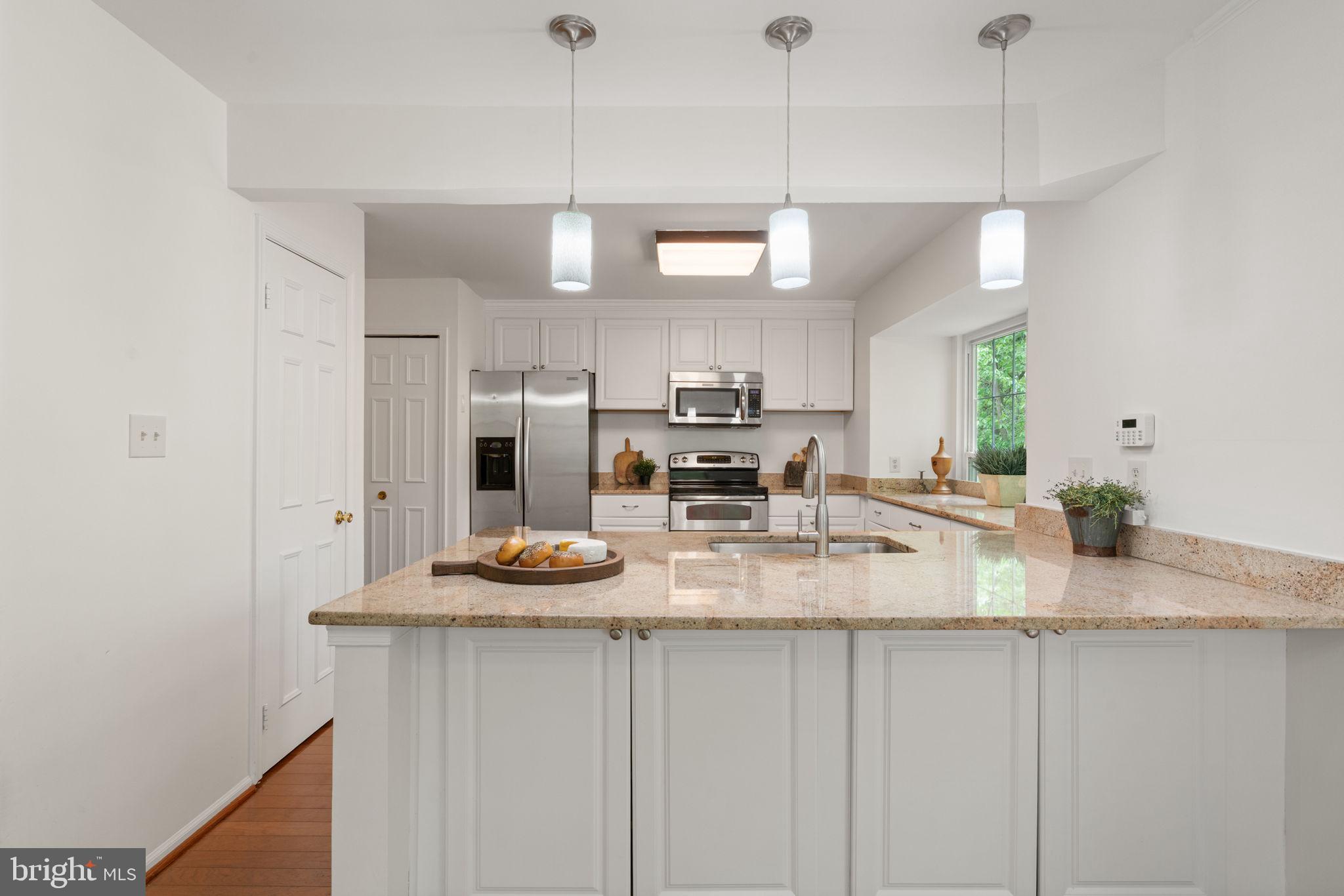 LAKE RIDGE - Residential