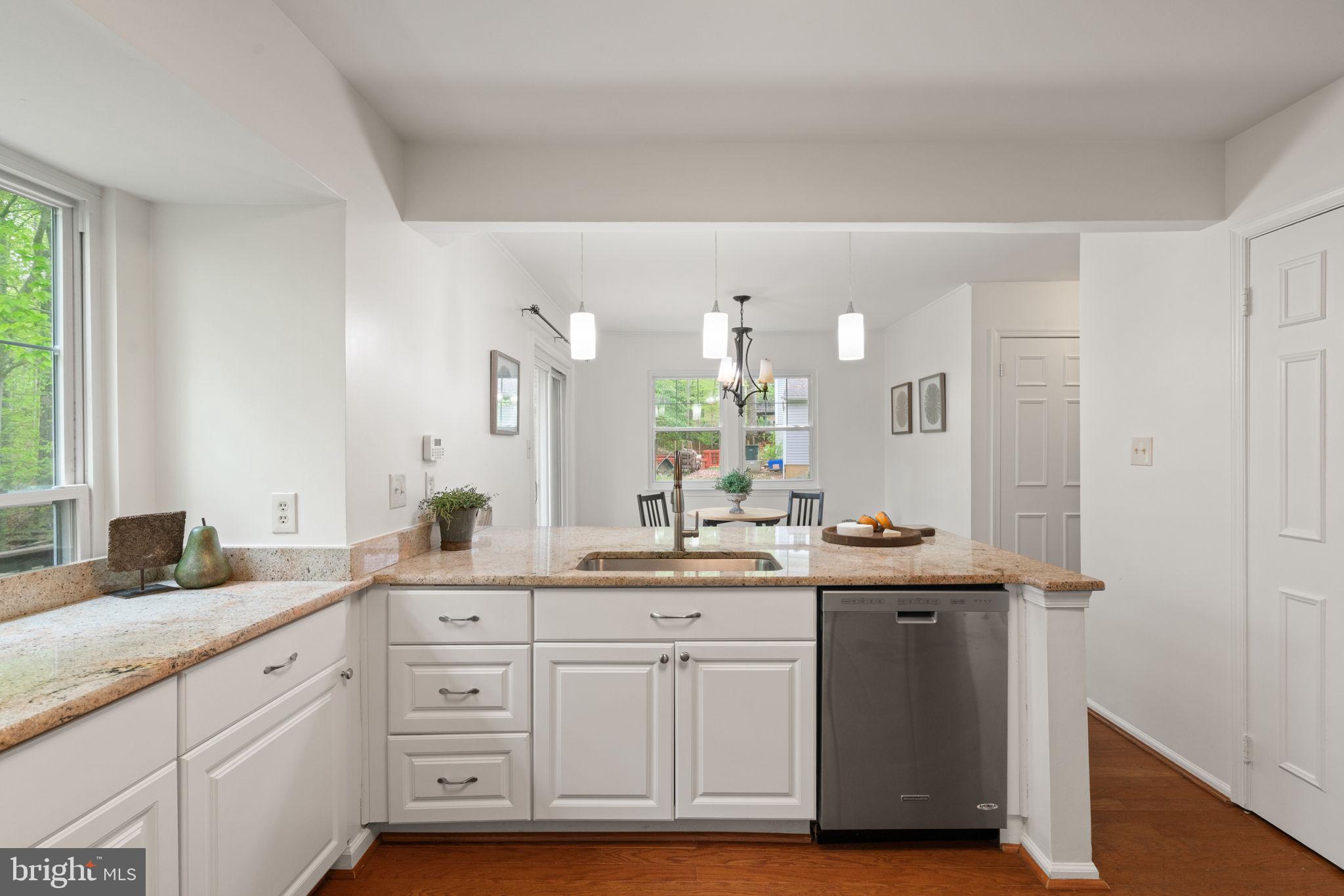 LAKE RIDGE - Residential