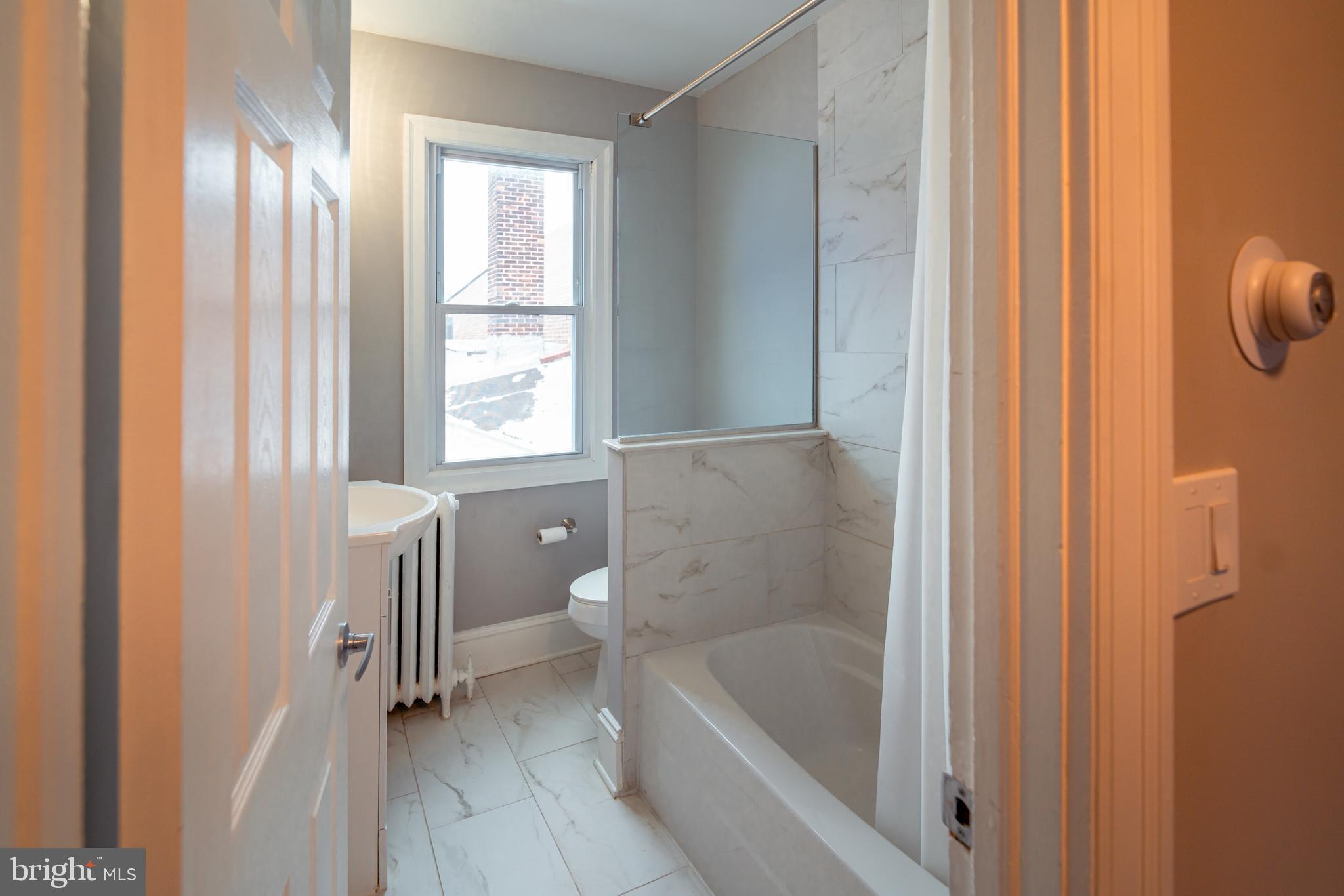 GERMANTOWN (EAST) - Residential