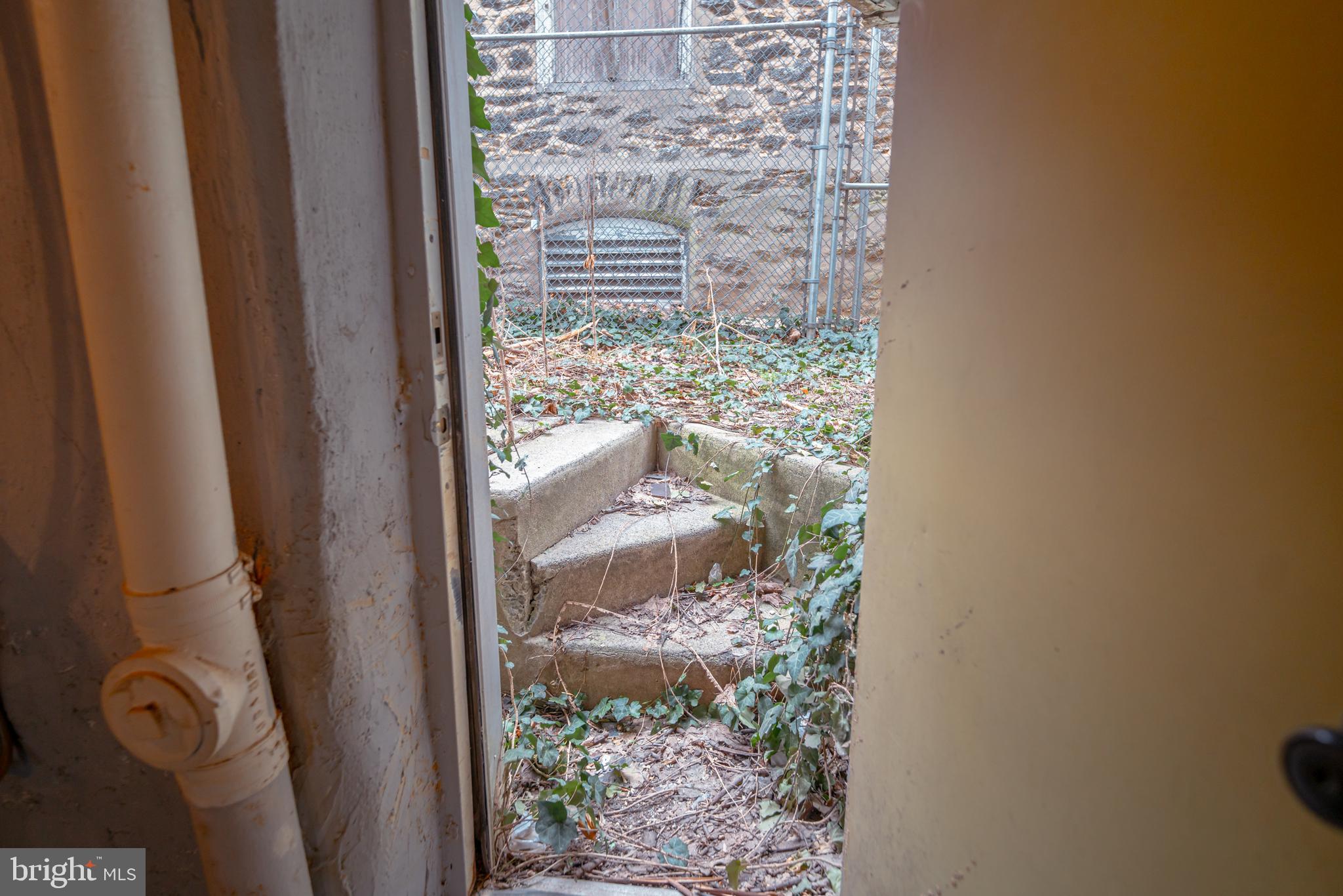 GERMANTOWN (EAST) - Residential