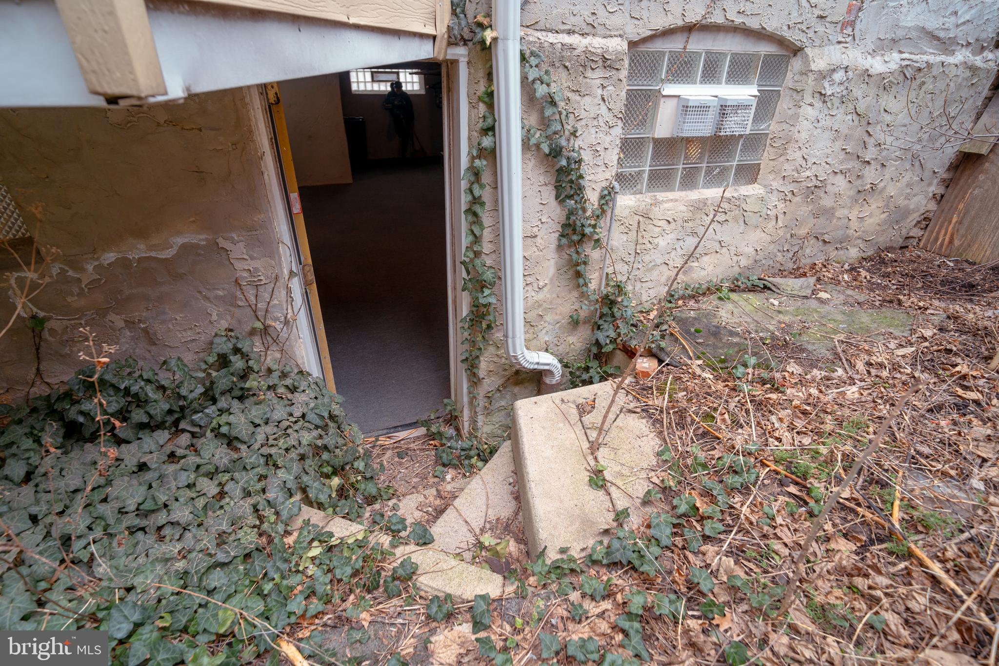 GERMANTOWN (EAST) - Residential