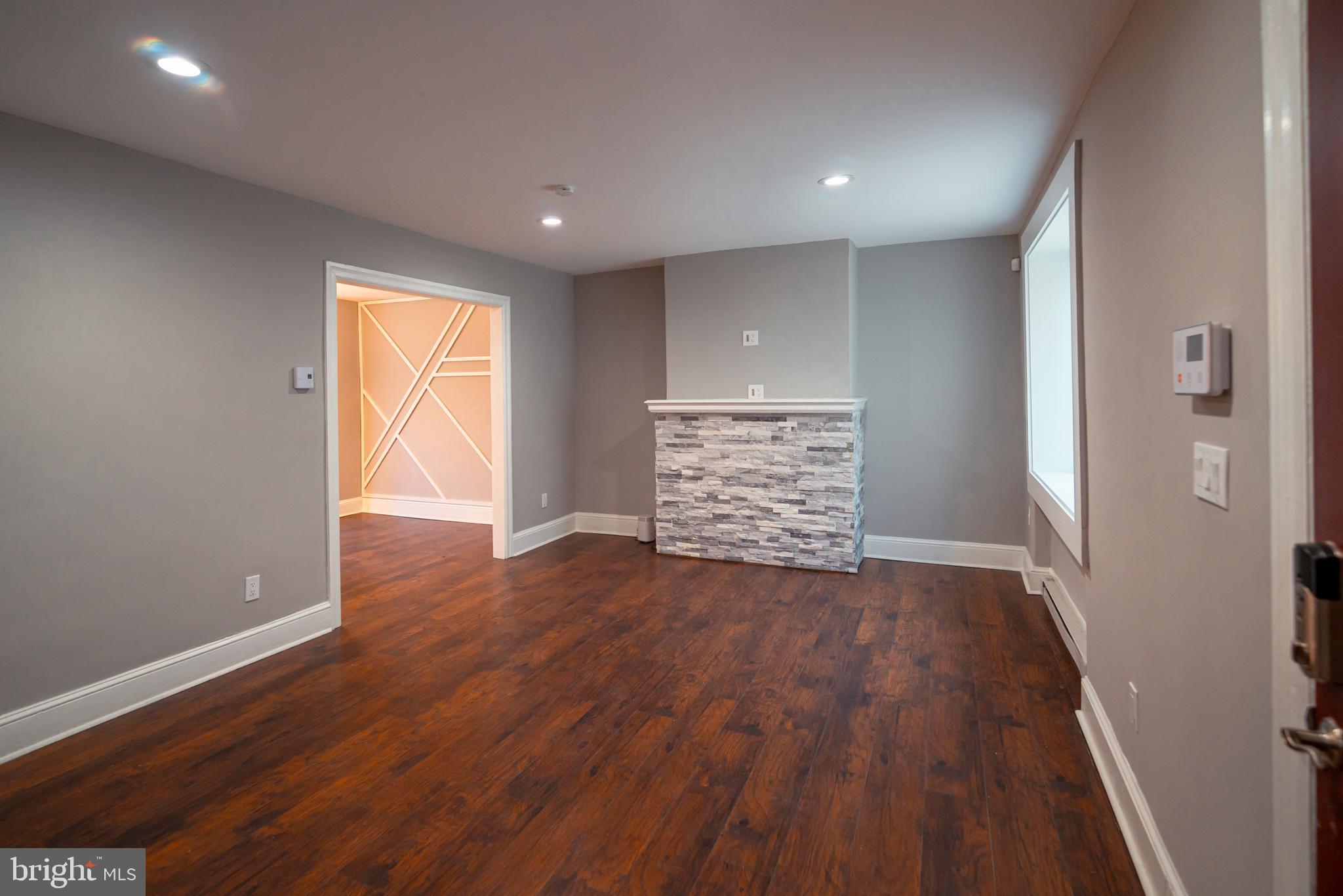 GERMANTOWN (EAST) - Residential