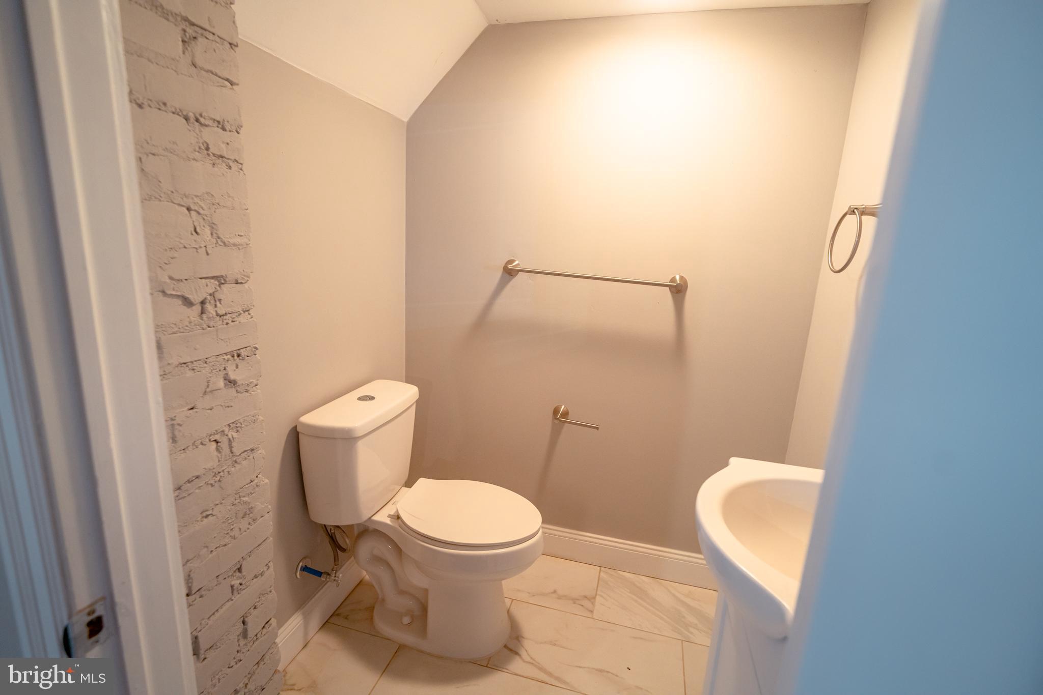 GERMANTOWN (EAST) - Residential