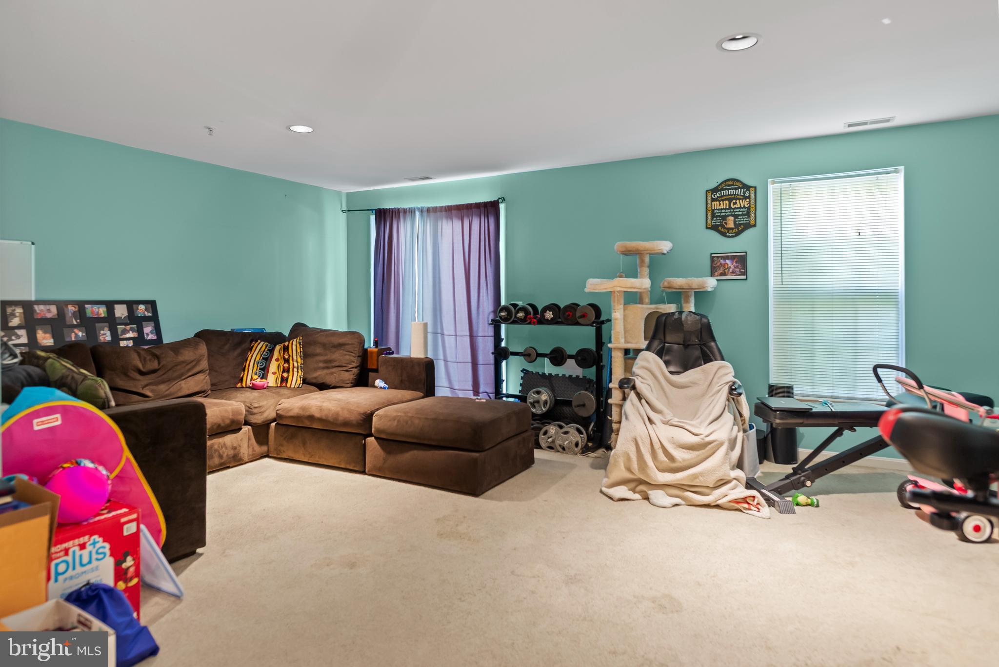 ENCLAVE AT SEVEN OAKS - Residential