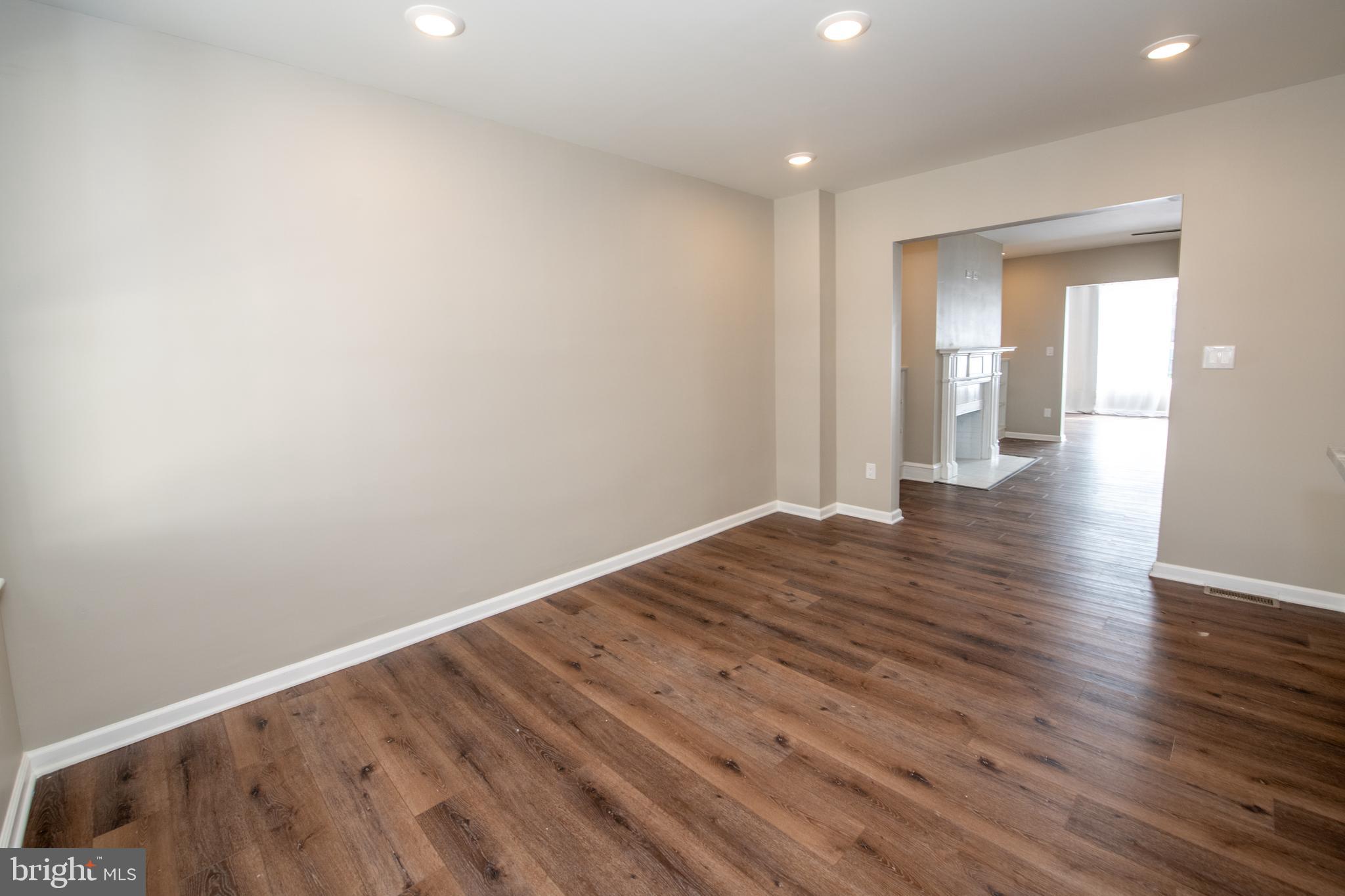 WEST OAK LANE - Residential