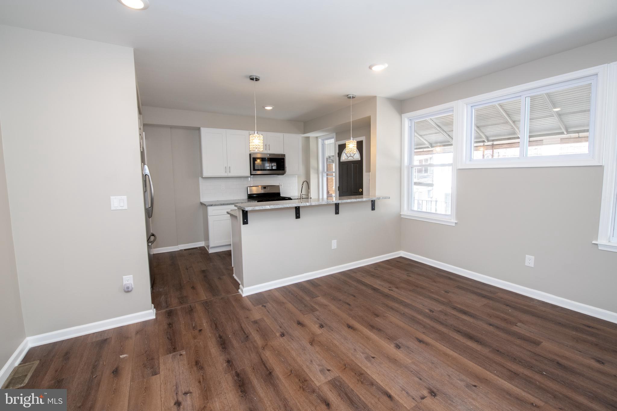 WEST OAK LANE - Residential