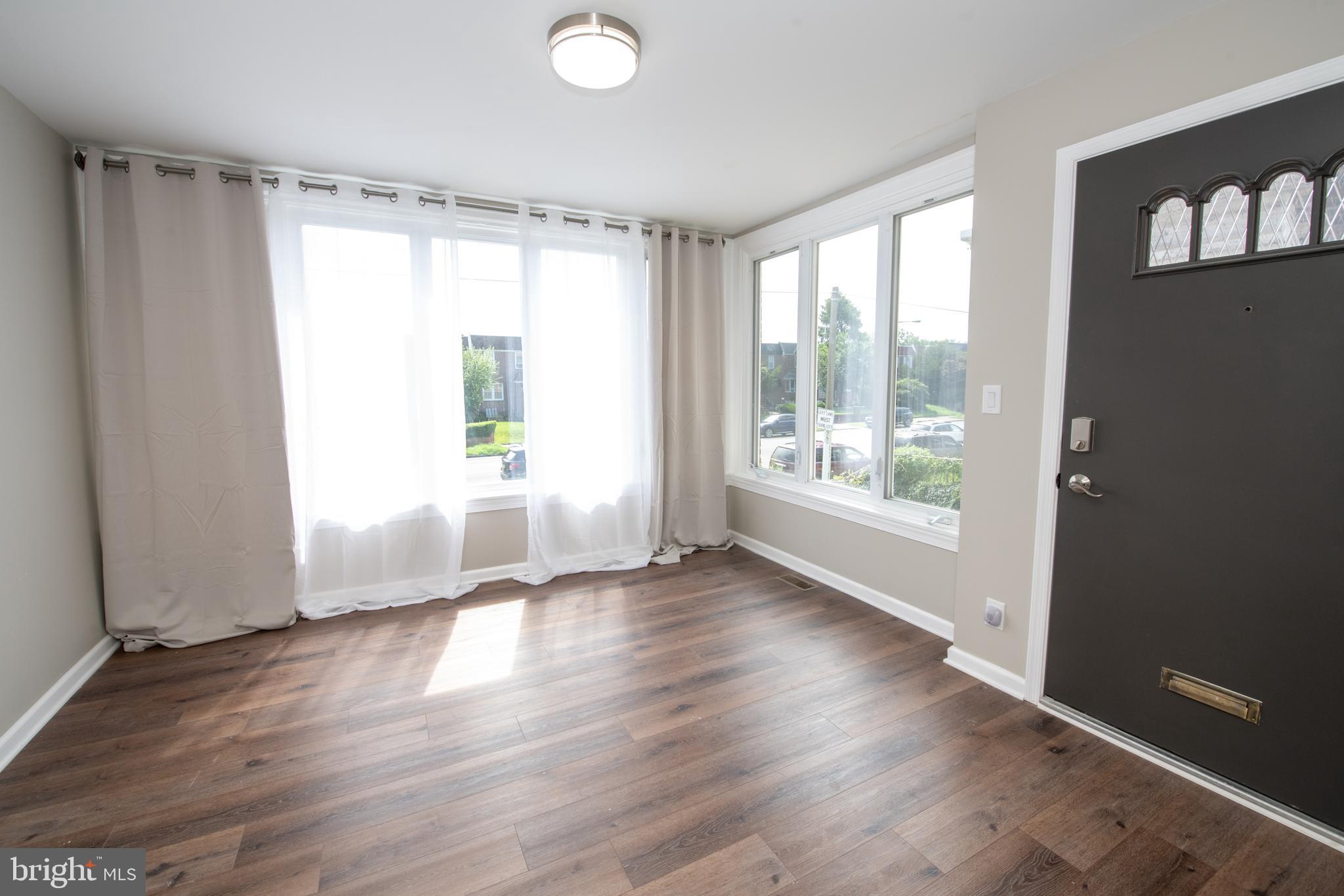 WEST OAK LANE - Residential