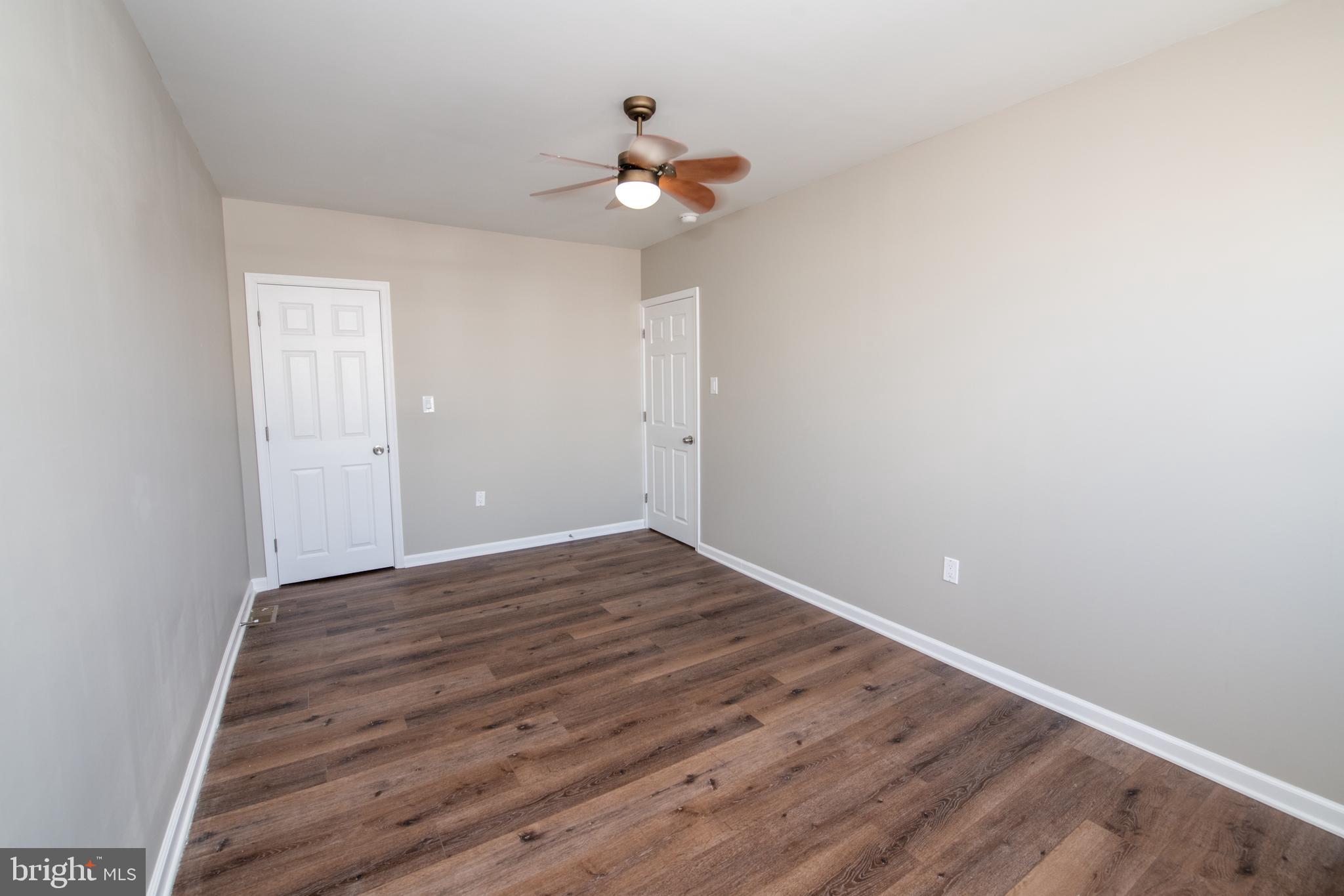 WEST OAK LANE - Residential