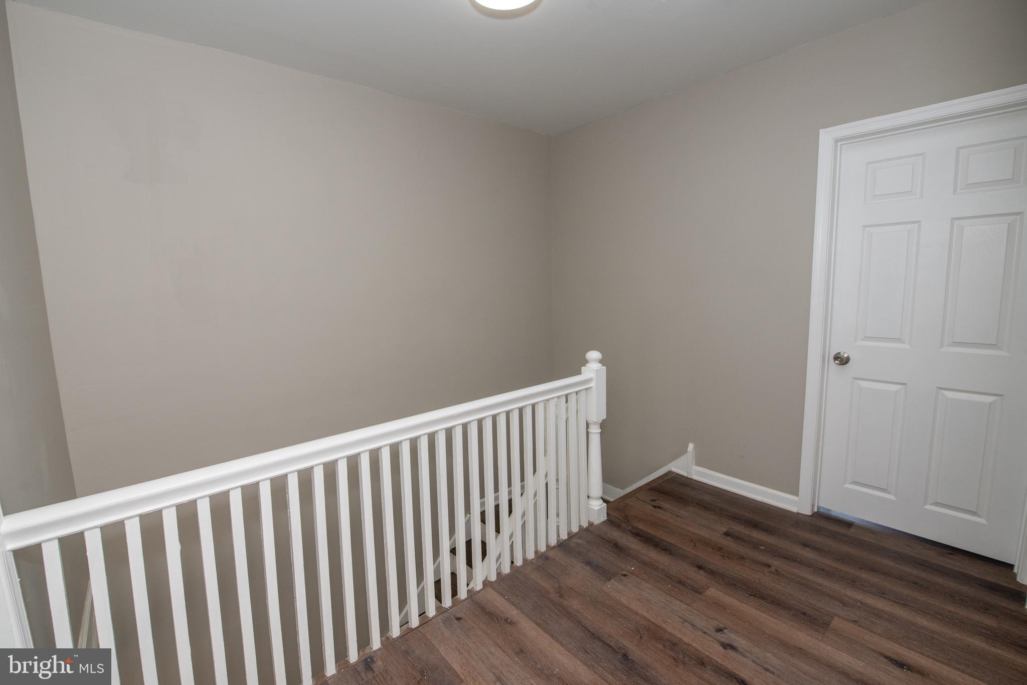 WEST OAK LANE - Residential