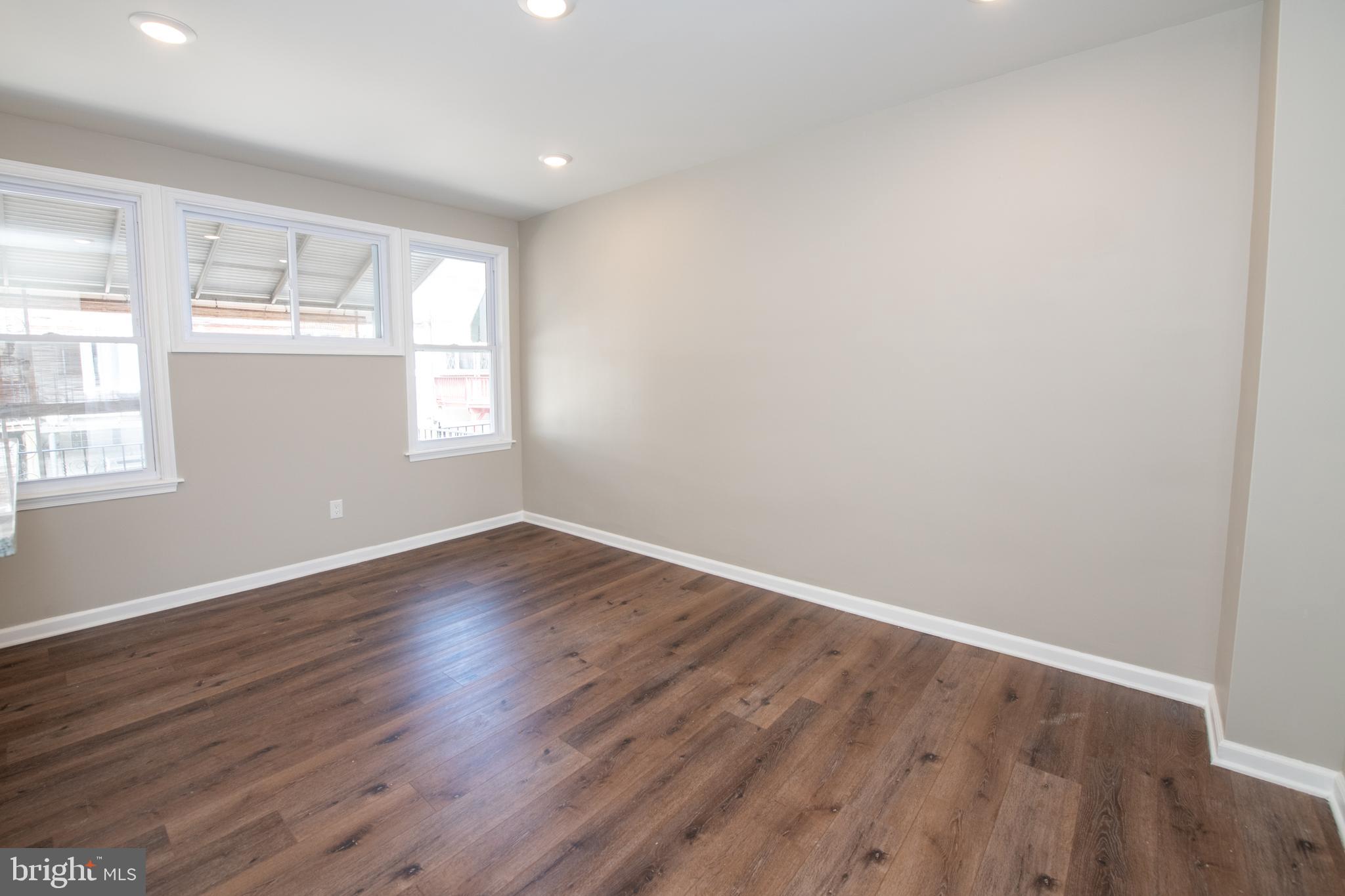 WEST OAK LANE - Residential