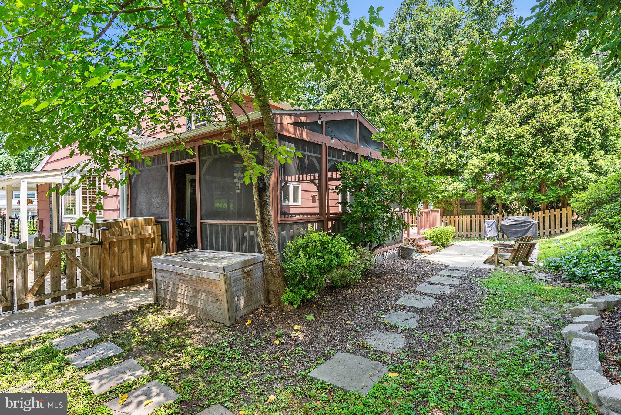 CHARTLEY - Residential