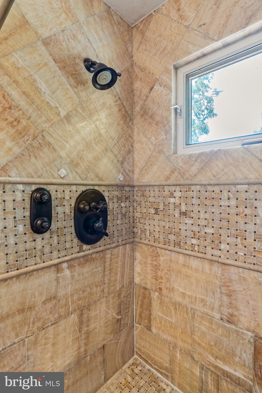 CHARTLEY - Residential