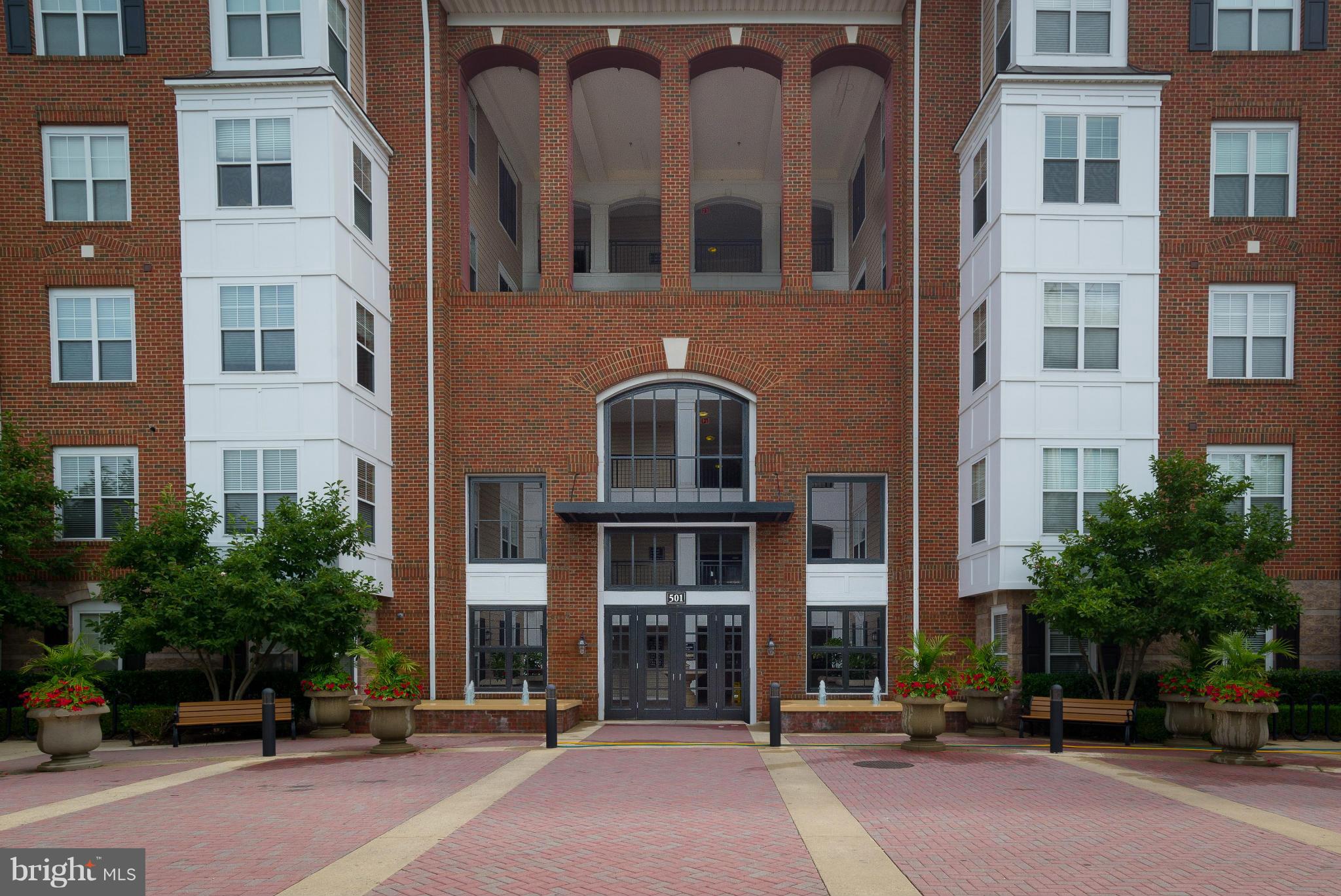 FITZ AT ROCKVILLE TOWN C - Residential