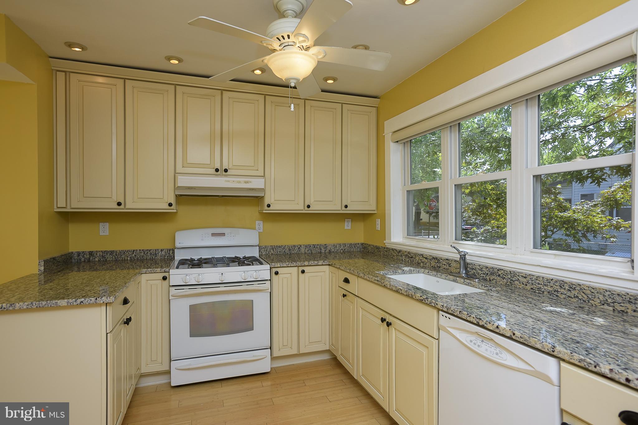 EASTPORT - Residential