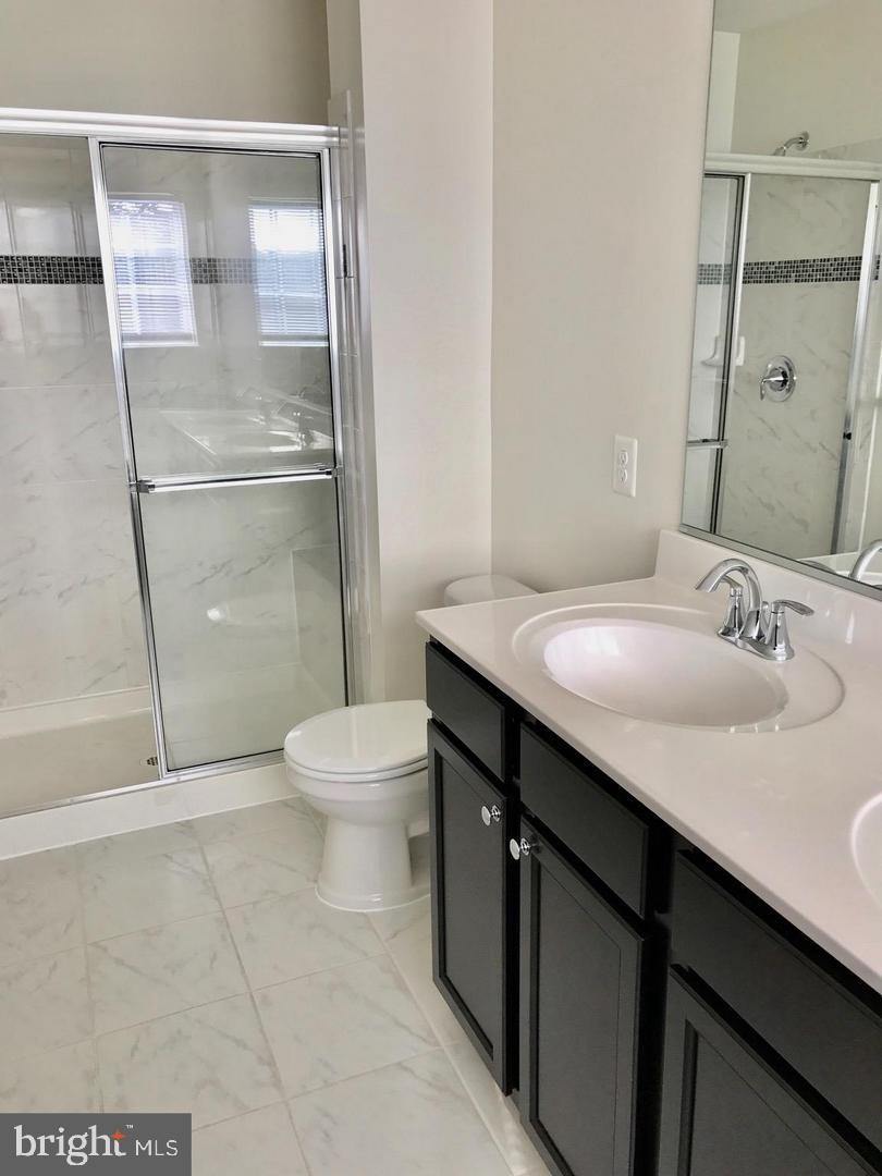 RED OAK CROSSING - Residential Lease