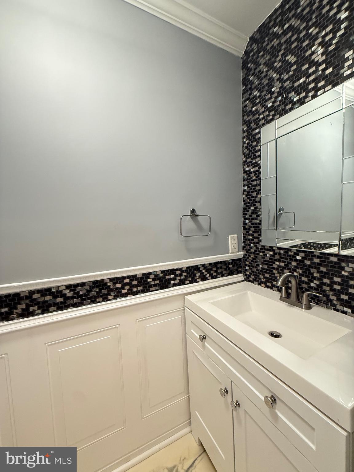 INDEPENDENCE - Residential Lease