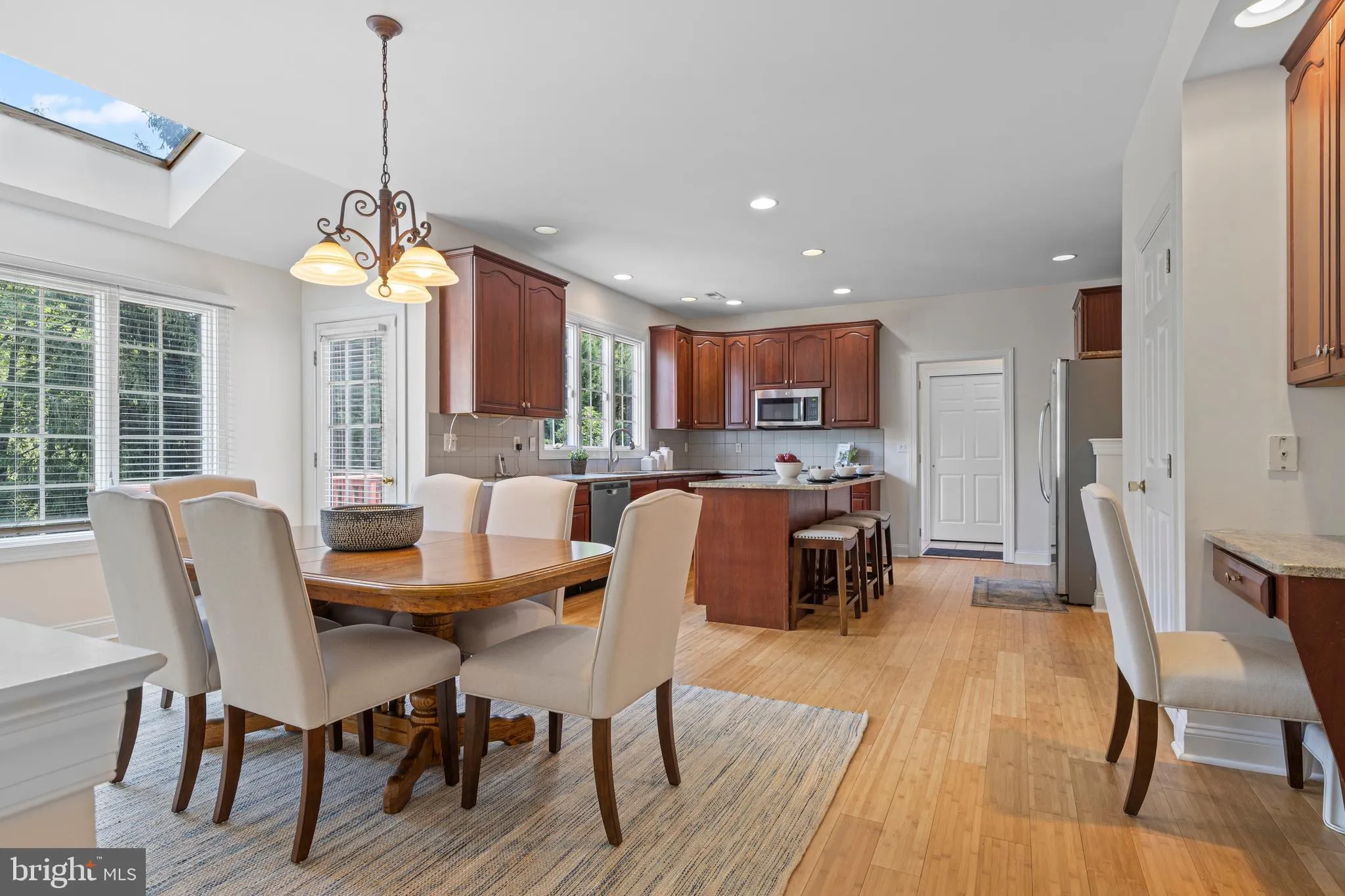 Berwyn, Pennsylvania 19312, United States, 5 Bedrooms Bedrooms, ,5 BathroomsBathrooms,Residential,Active,183816