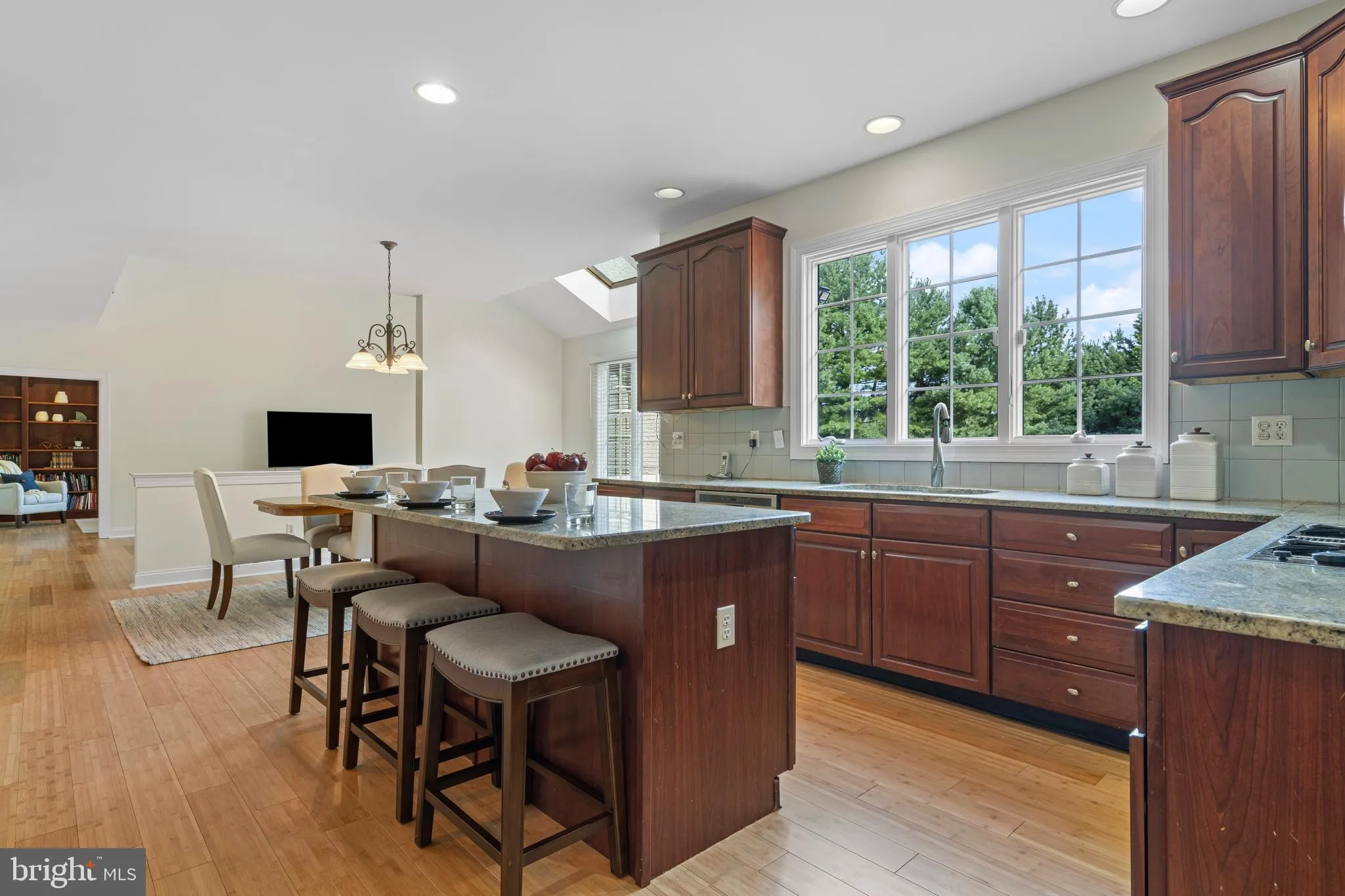 Berwyn, Pennsylvania 19312, United States, 5 Bedrooms Bedrooms, ,5 BathroomsBathrooms,Residential,Active,183816