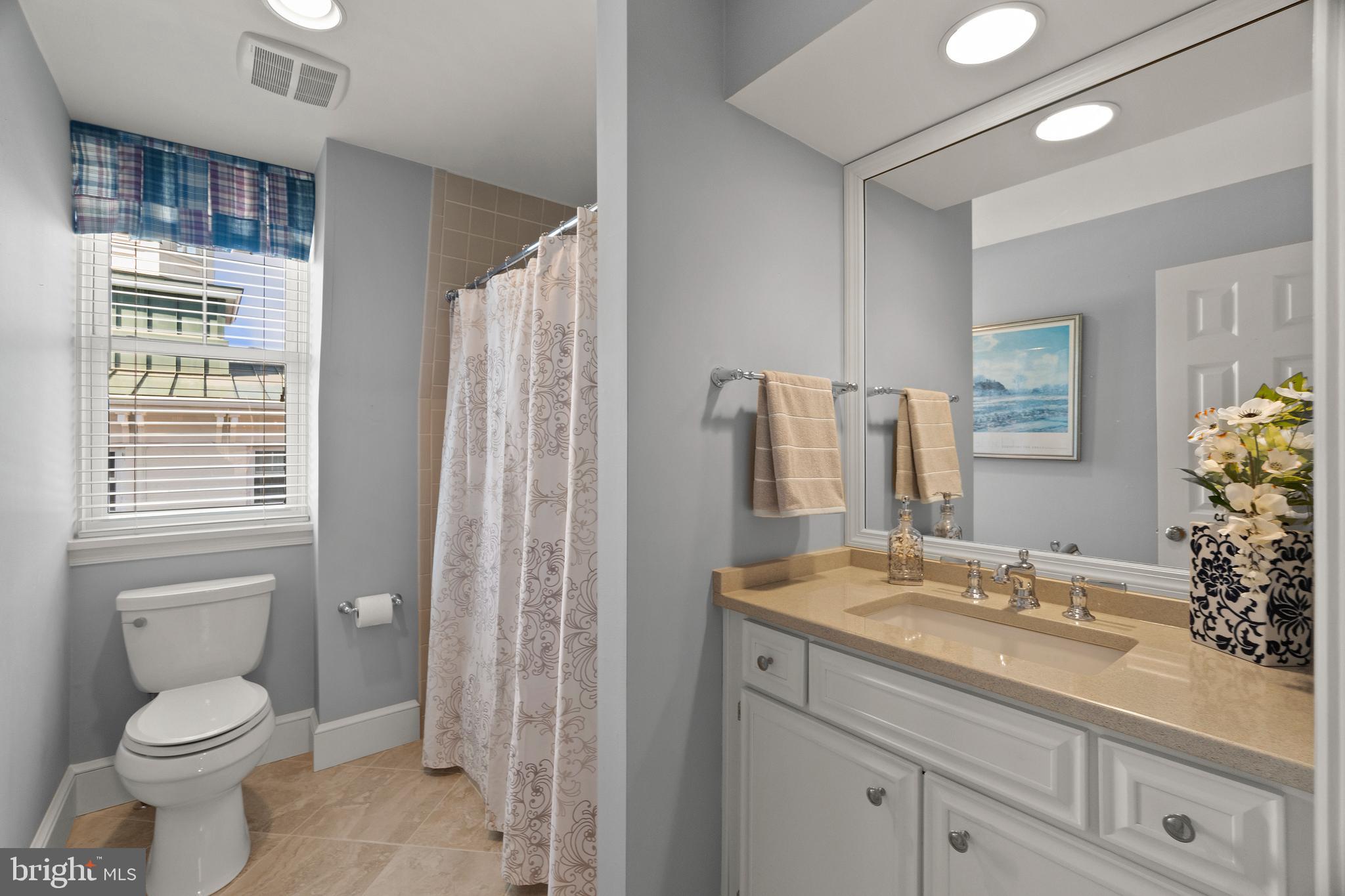 ST JOHNS SQUARE - Residential