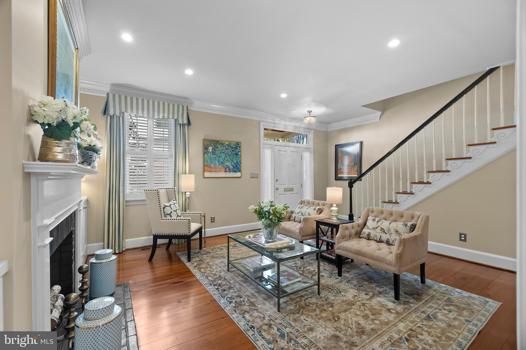 ST JOHNS SQUARE - Residential