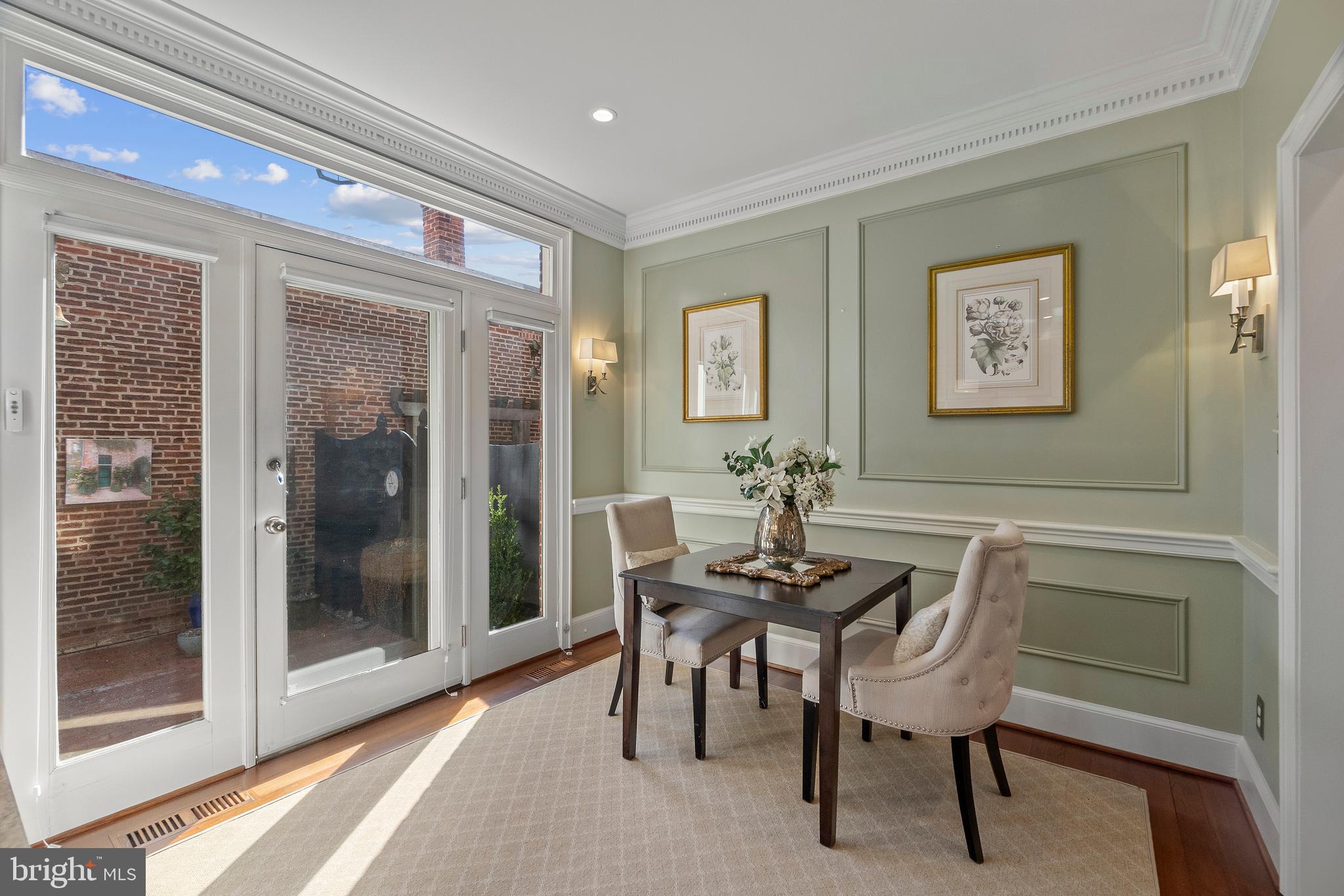 ST JOHNS SQUARE - Residential