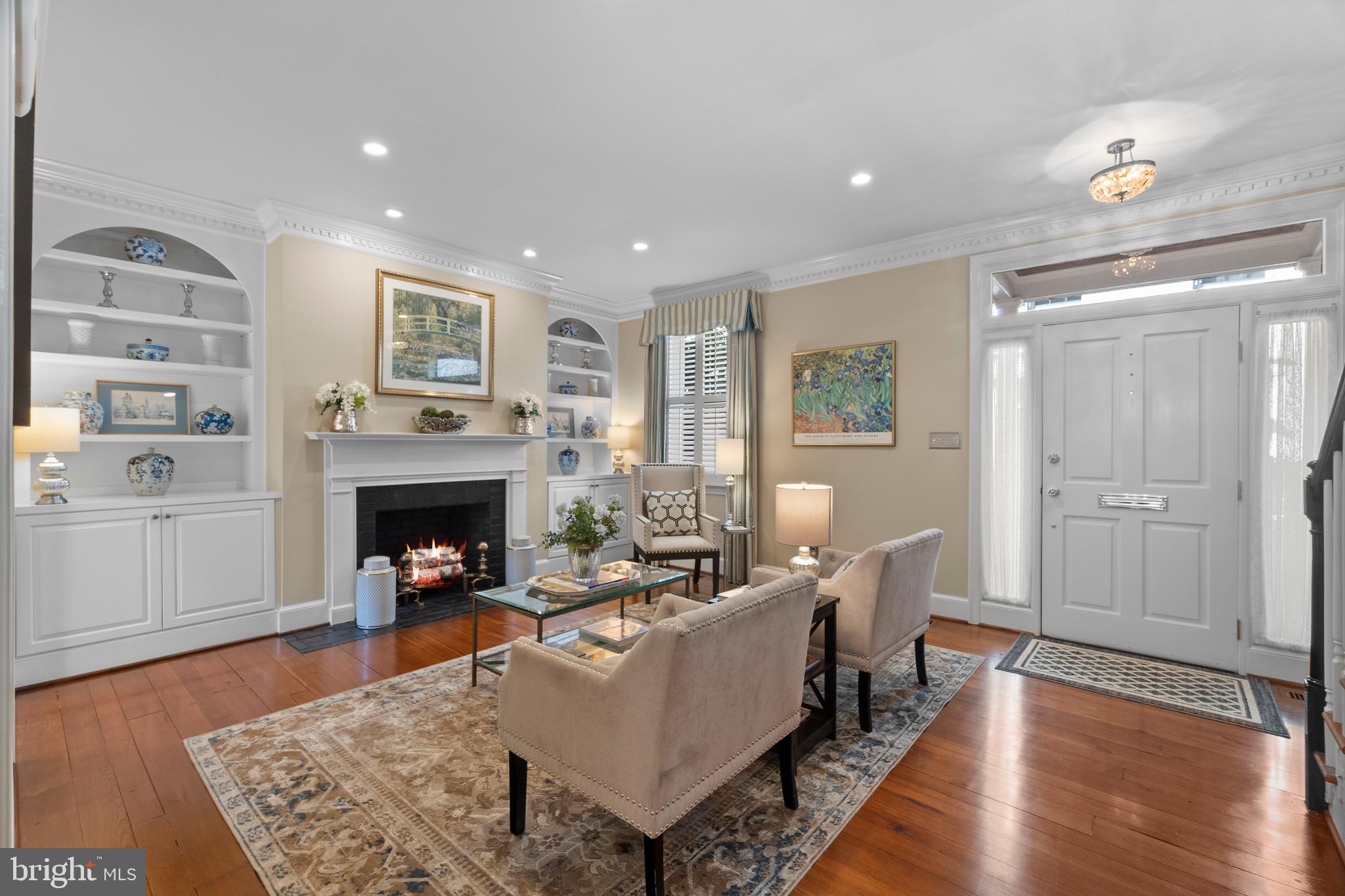 ST JOHNS SQUARE - Residential