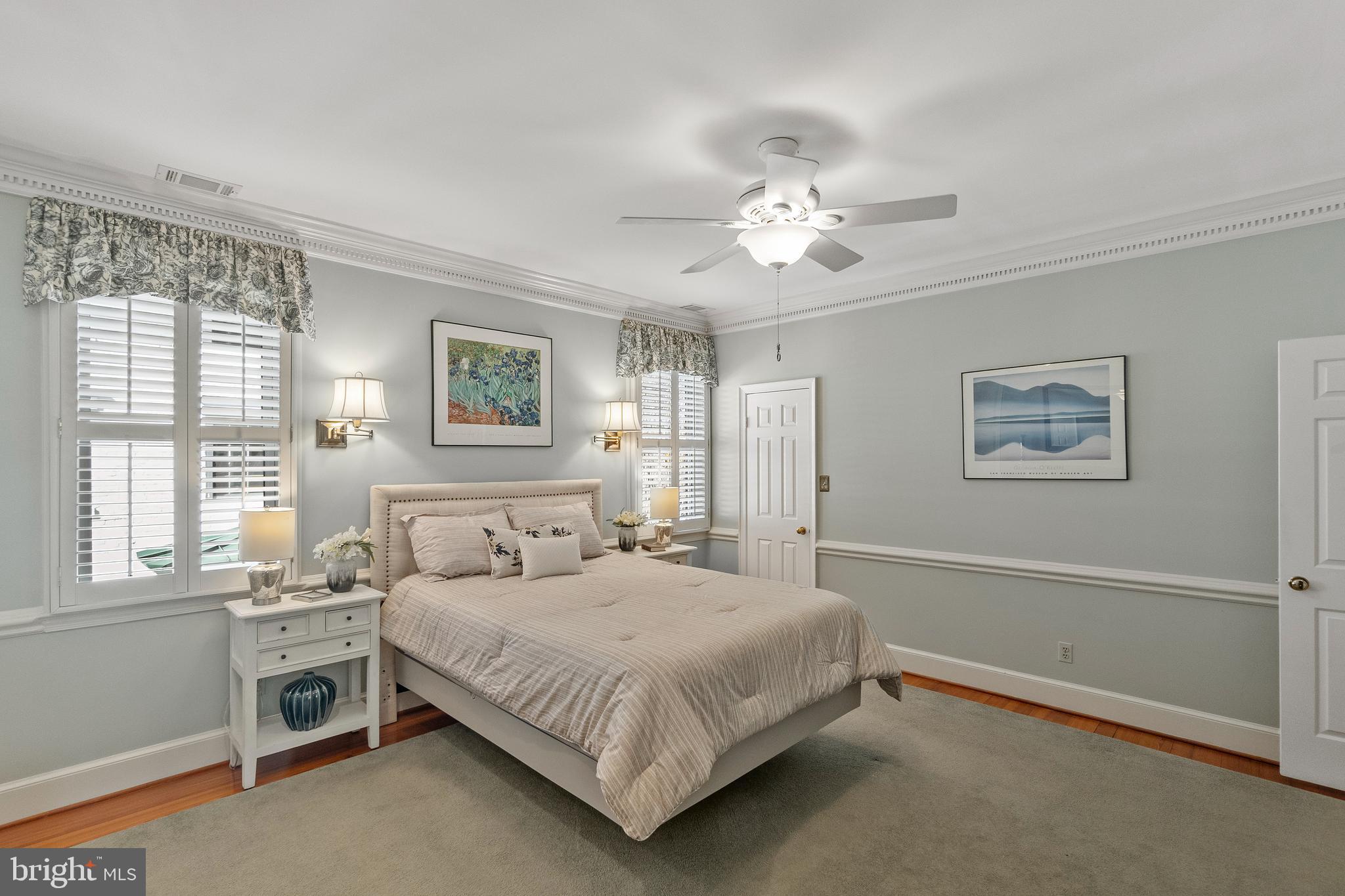 ST JOHNS SQUARE - Residential