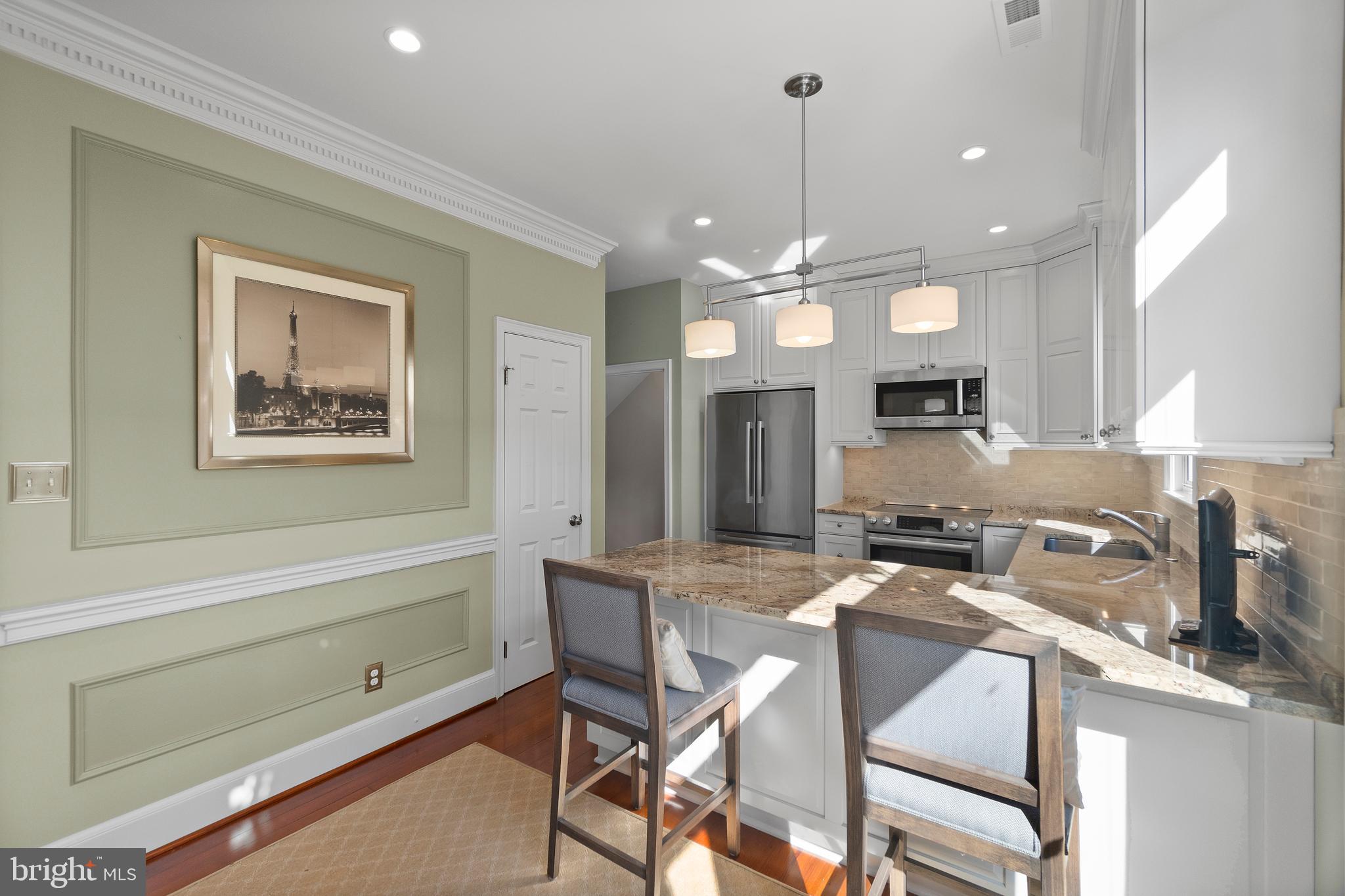 ST JOHNS SQUARE - Residential