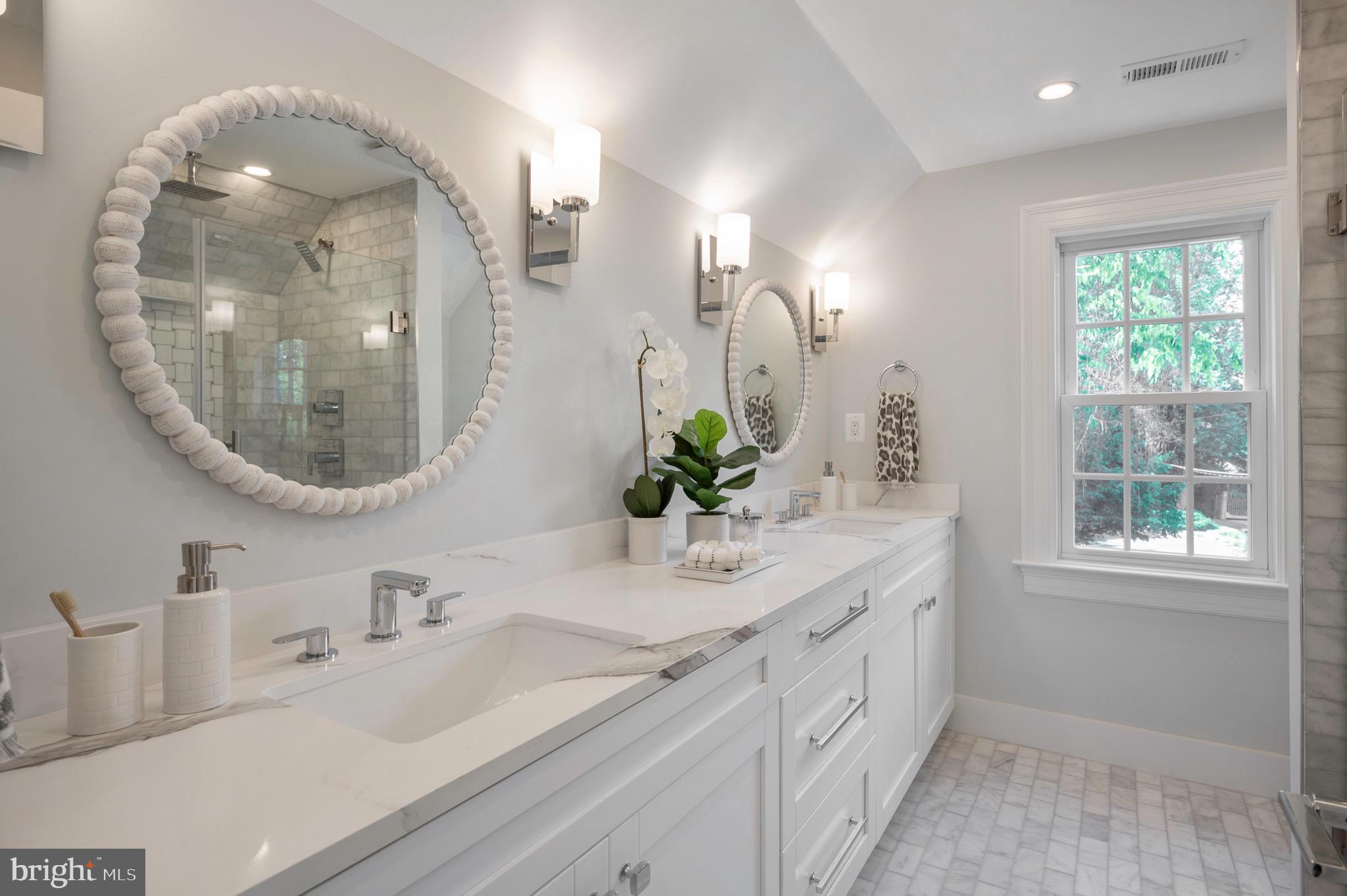 WELLINGTON - Residential