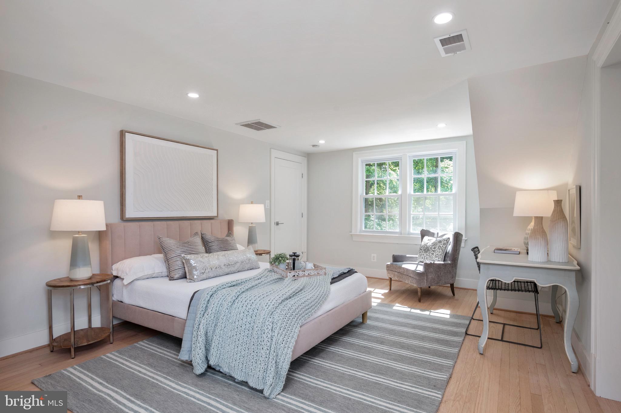 WELLINGTON - Residential