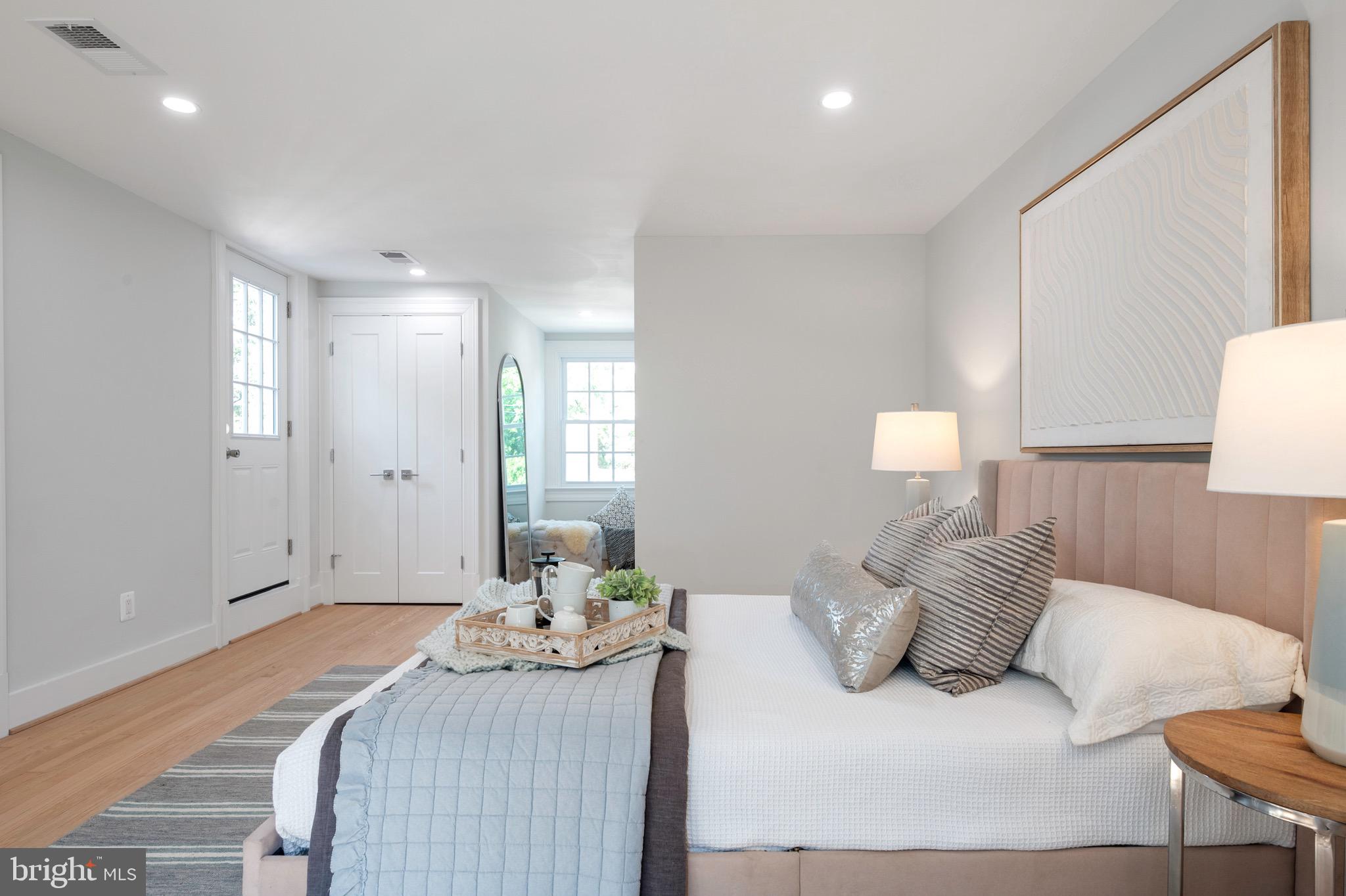 WELLINGTON - Residential