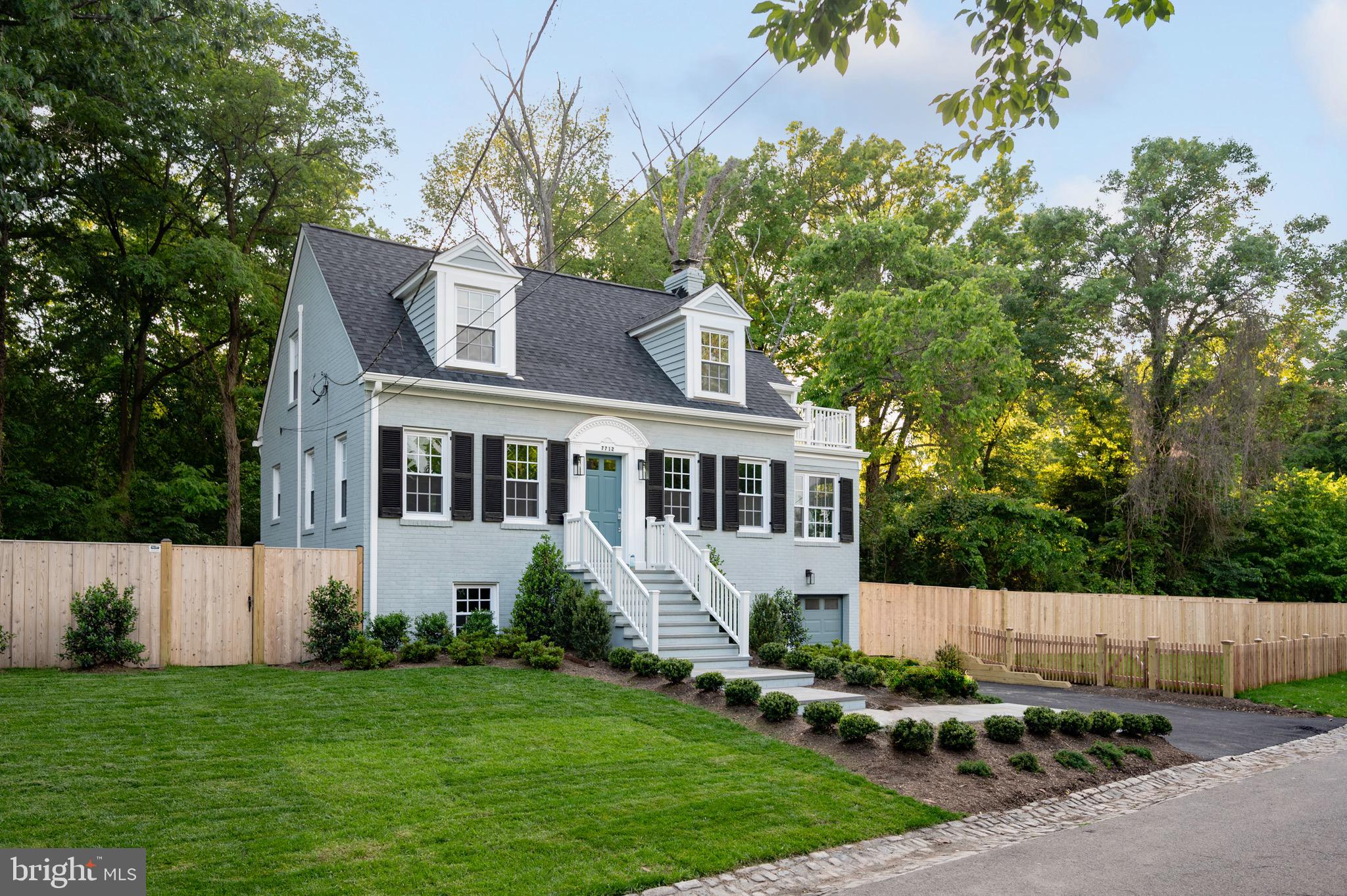 WELLINGTON - Residential