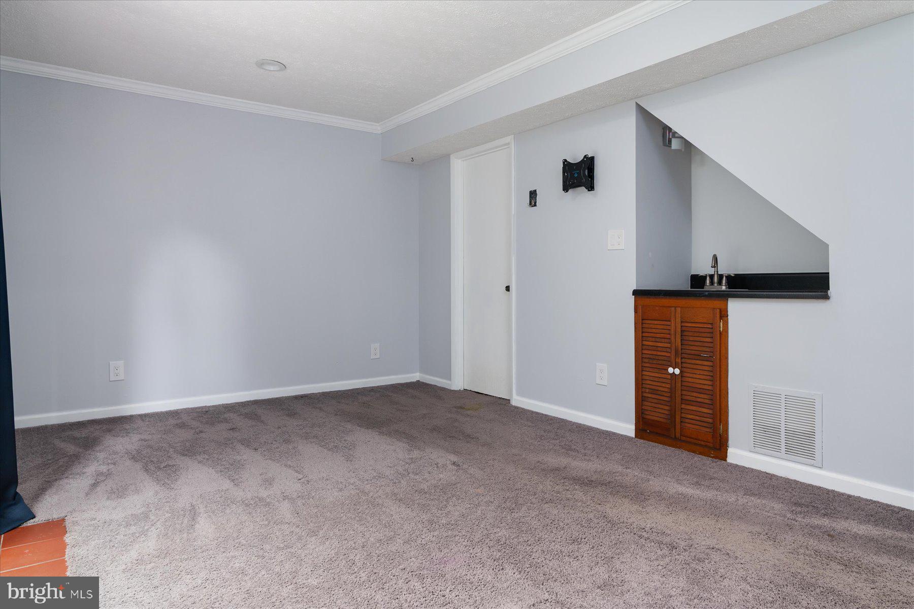 ELIZABETHS LANDING - Residential