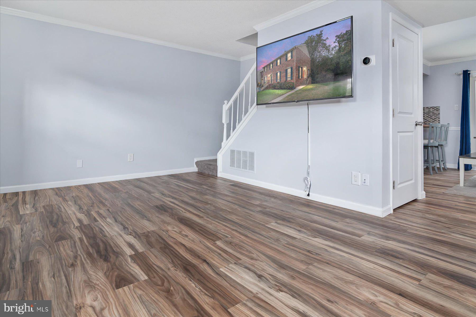 ELIZABETHS LANDING - Residential