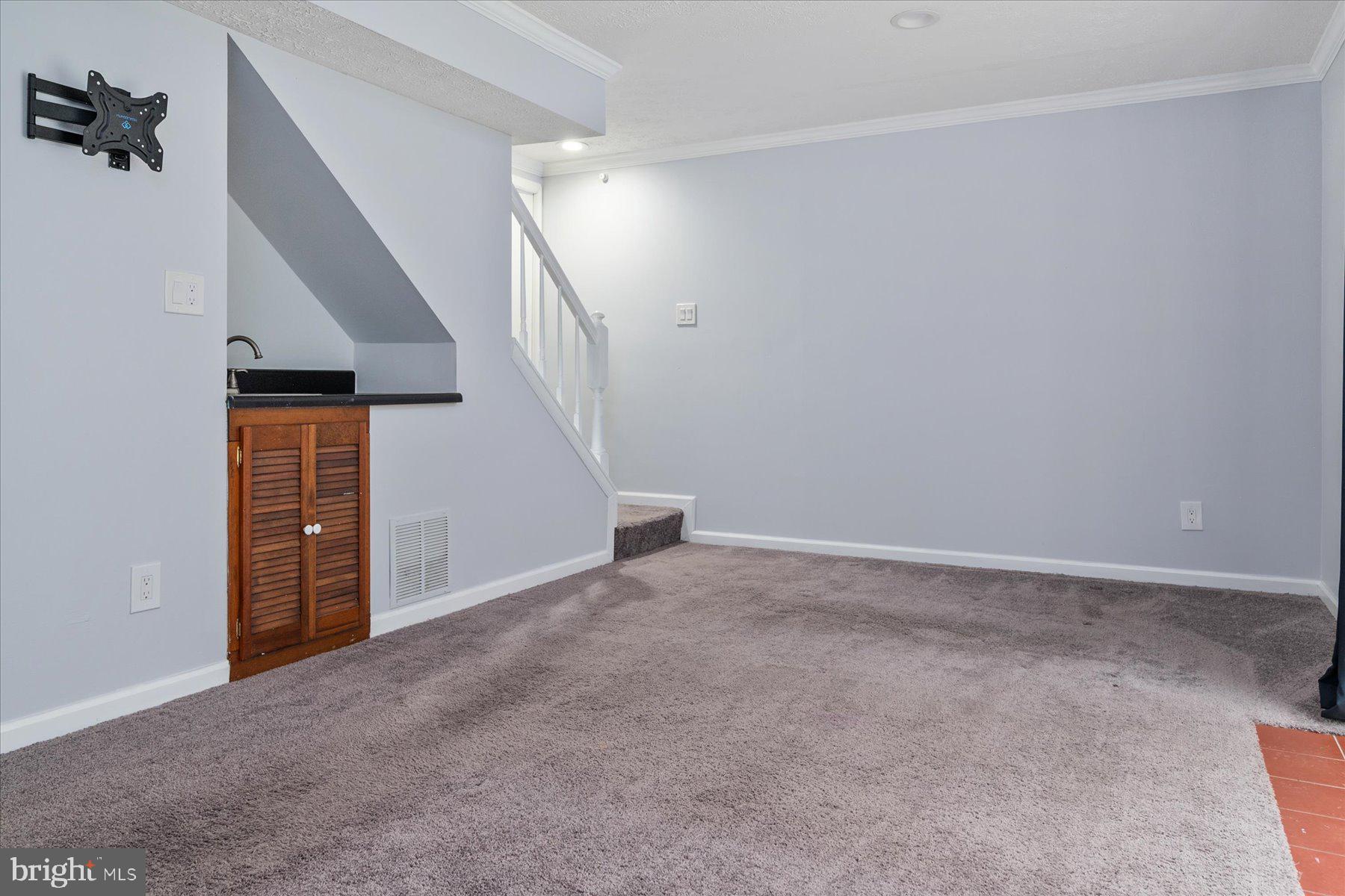 ELIZABETHS LANDING - Residential