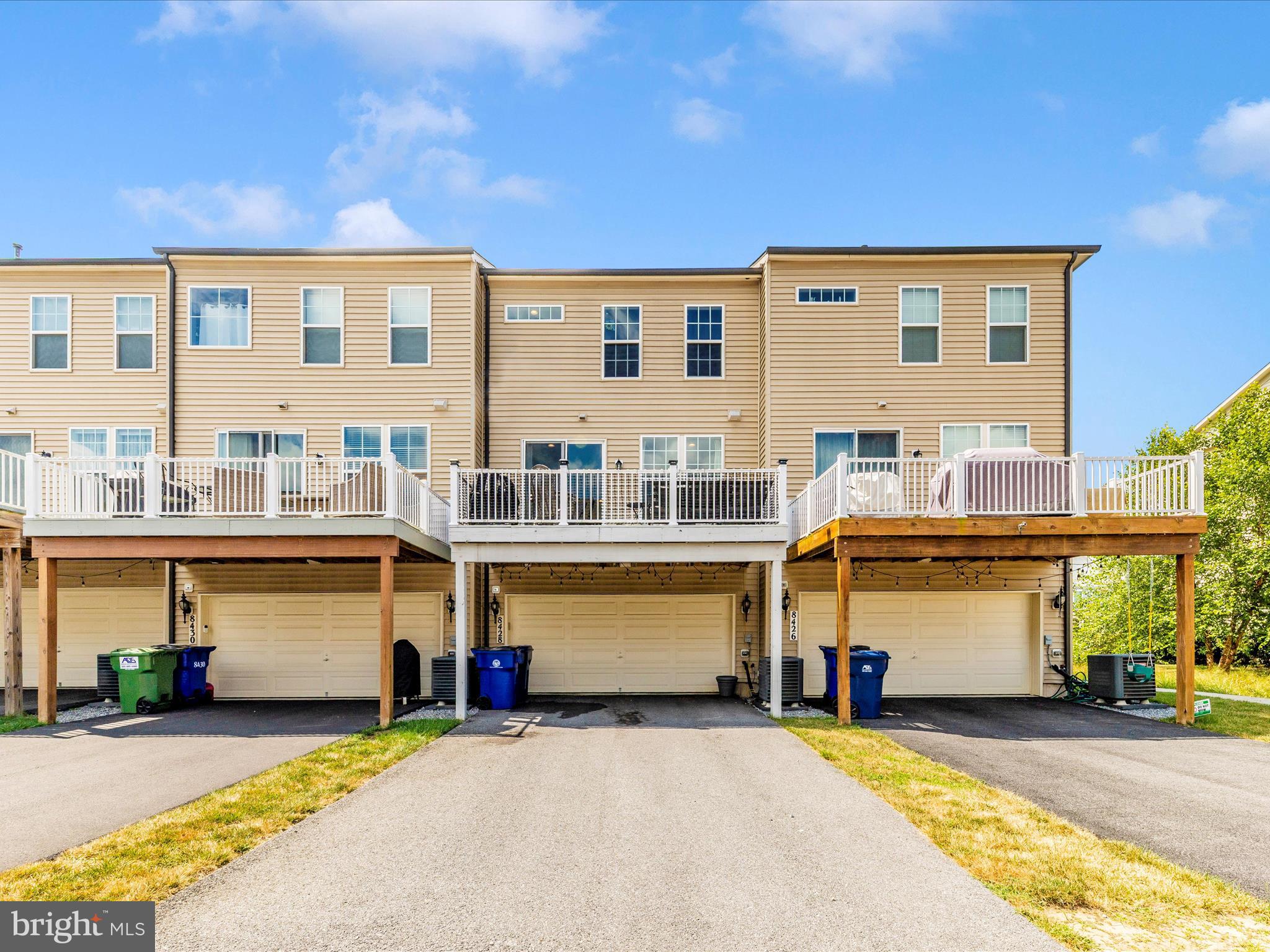 TALLYN RIDGE - Residential