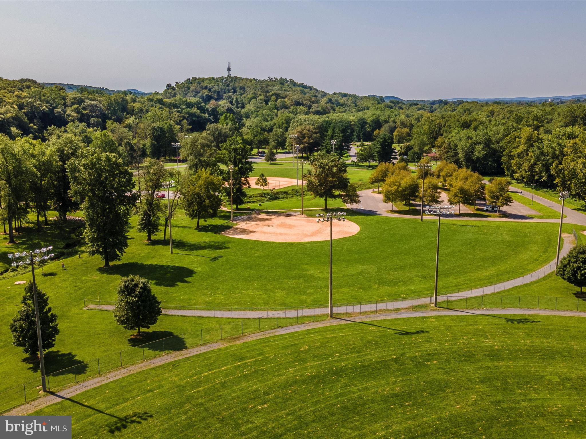 TALLYN RIDGE - Residential