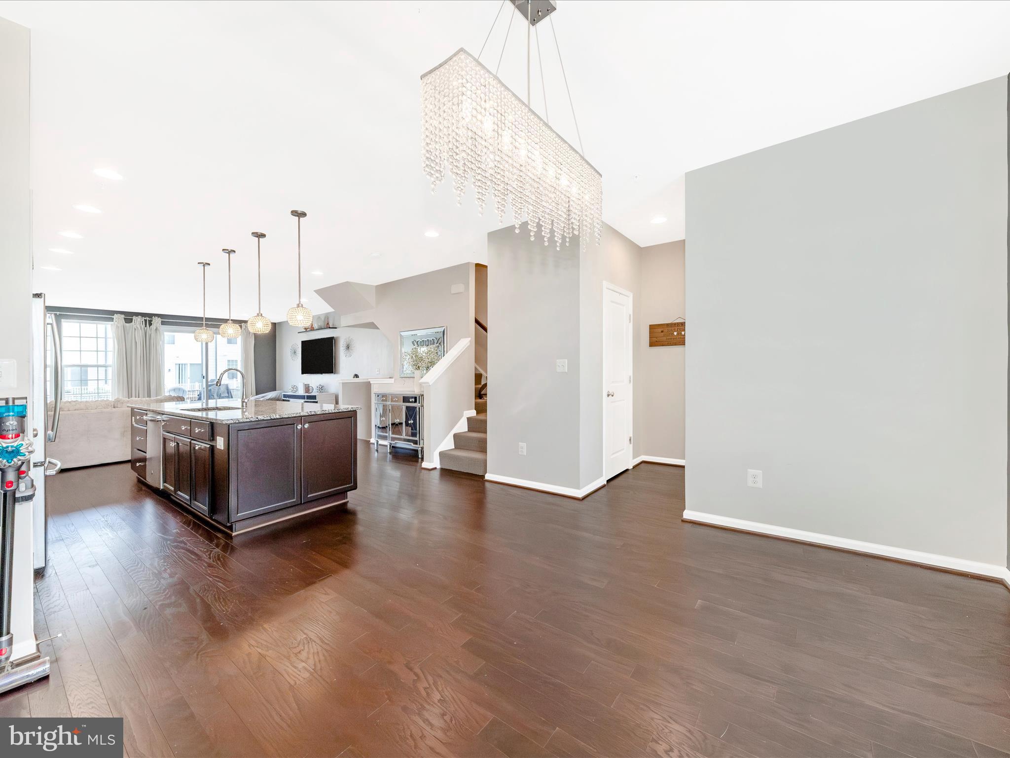 TALLYN RIDGE - Residential