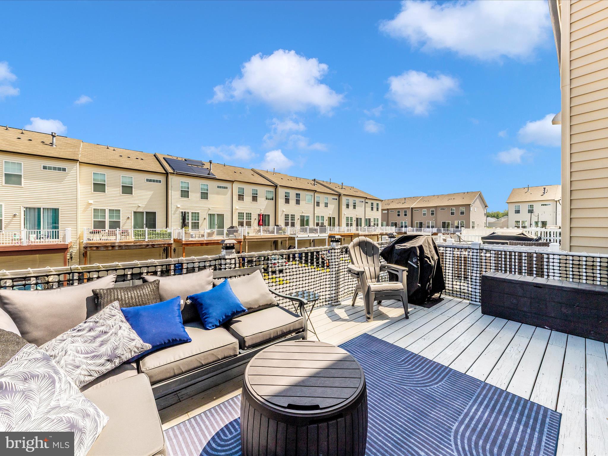 TALLYN RIDGE - Residential