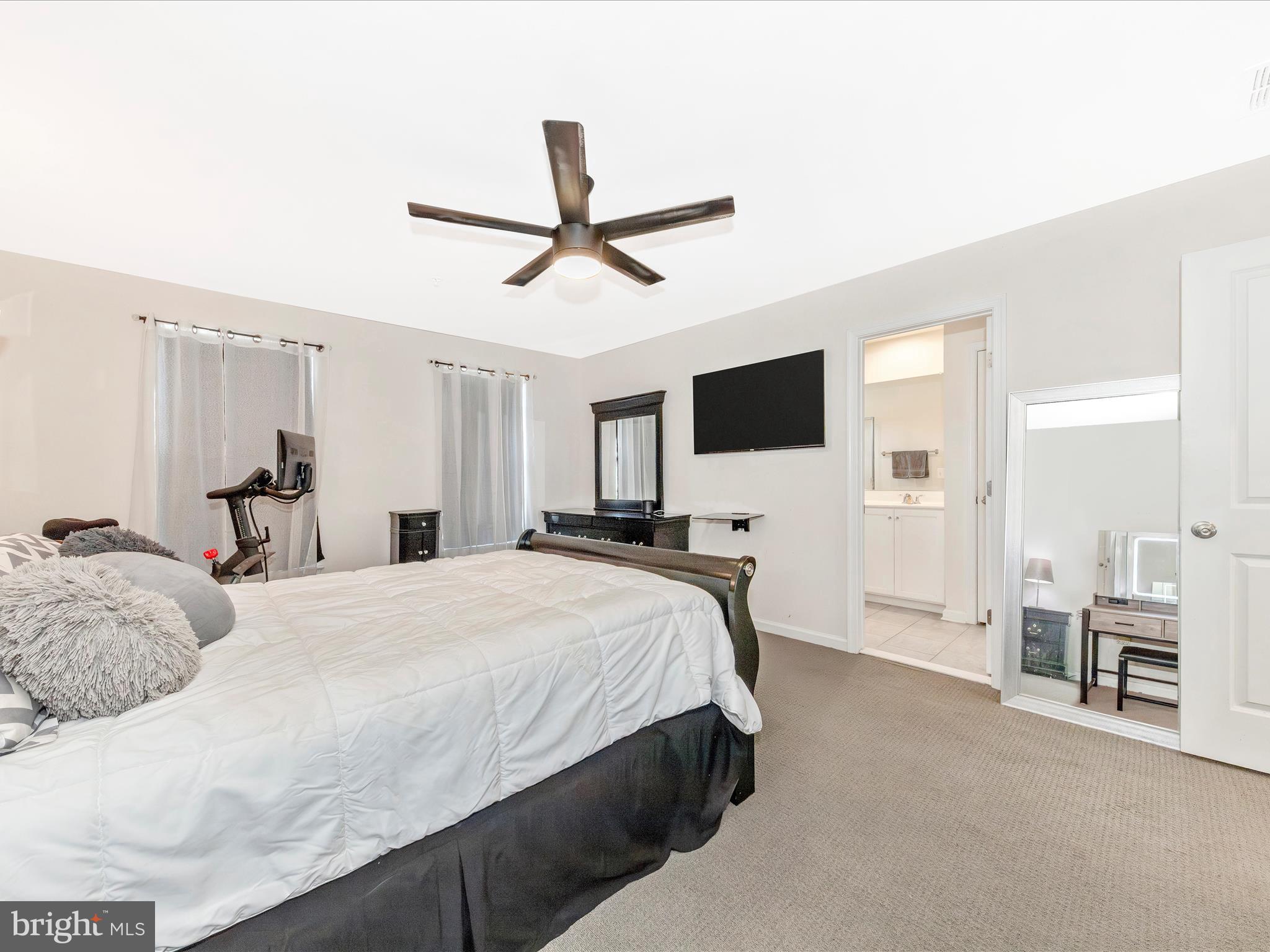 TALLYN RIDGE - Residential