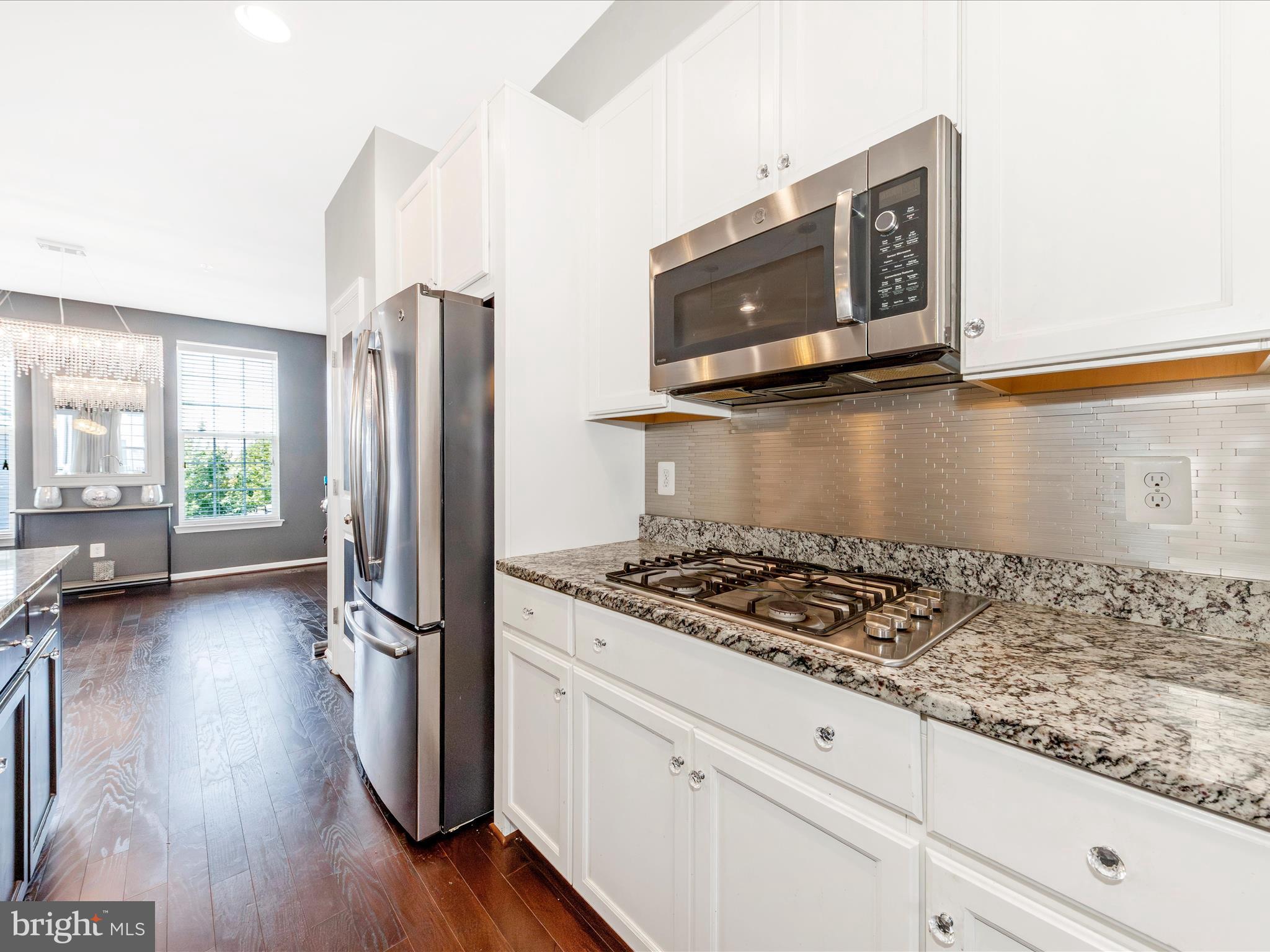 TALLYN RIDGE - Residential