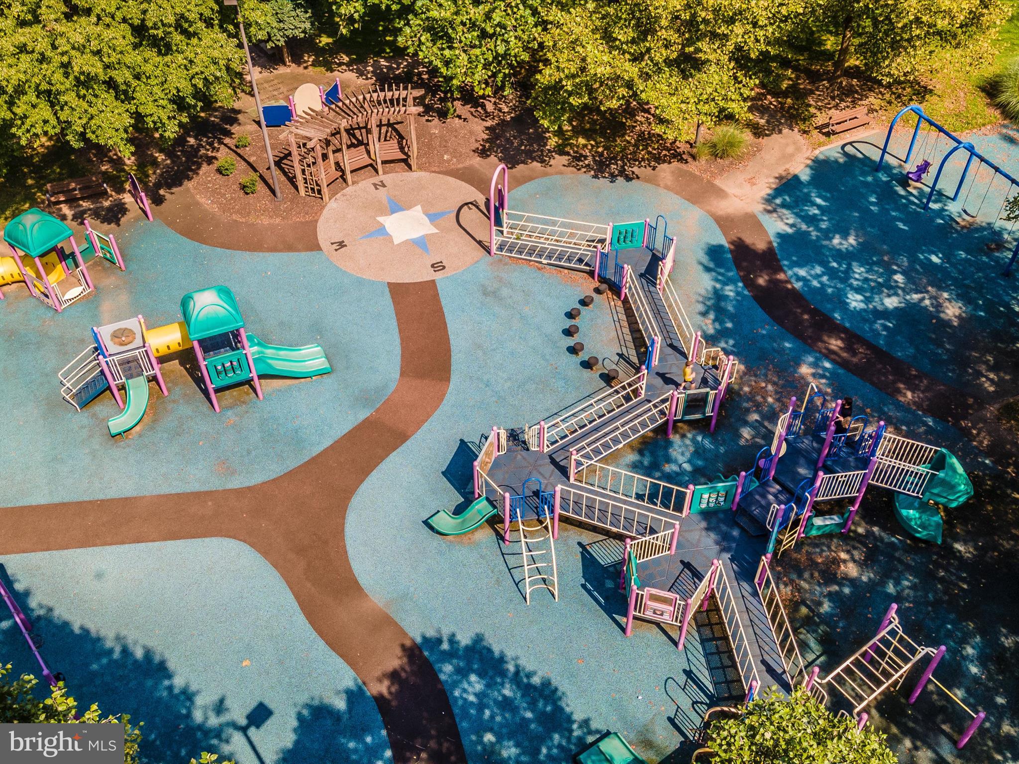 TALLYN RIDGE - Residential