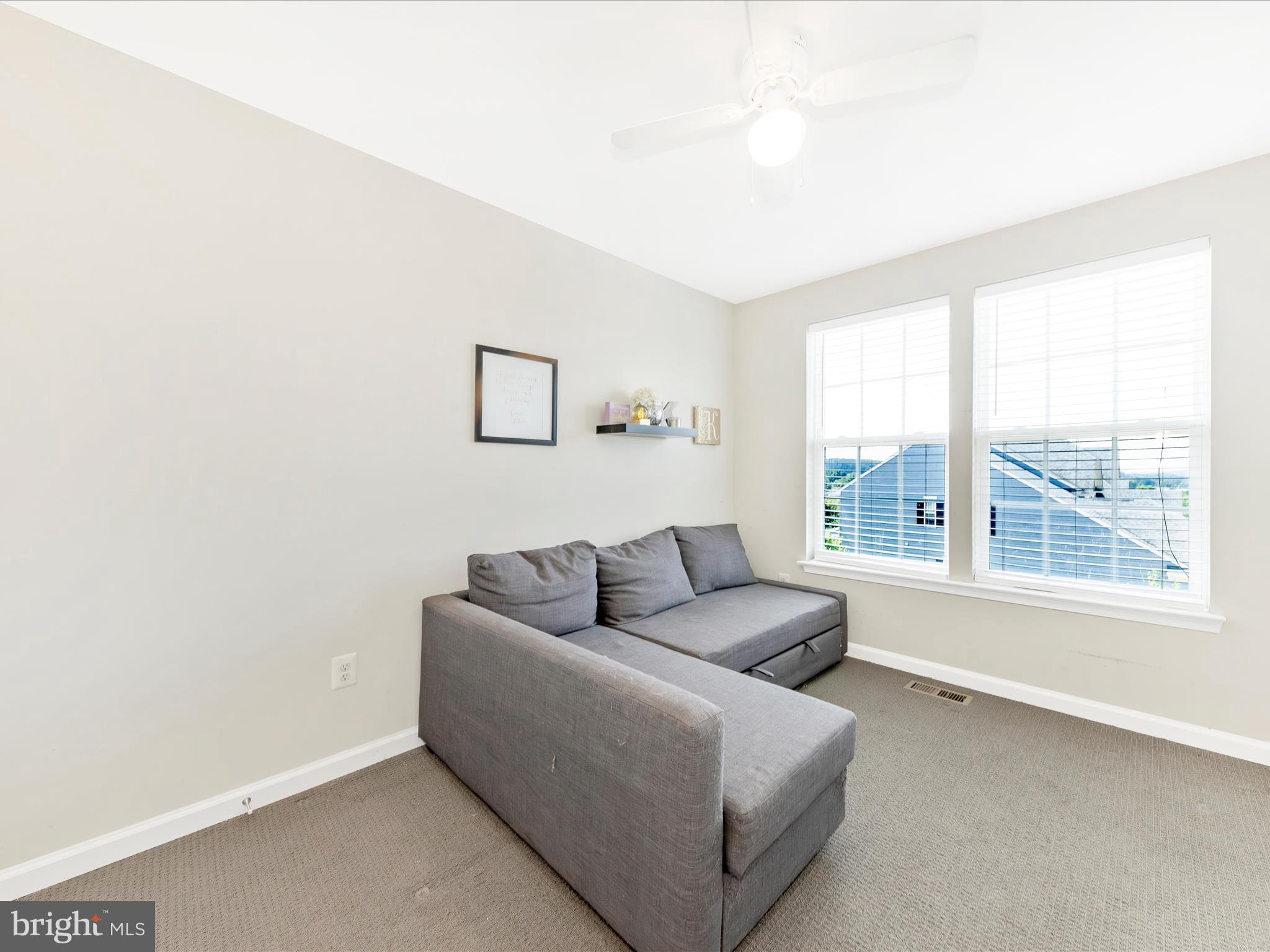 TALLYN RIDGE - Residential